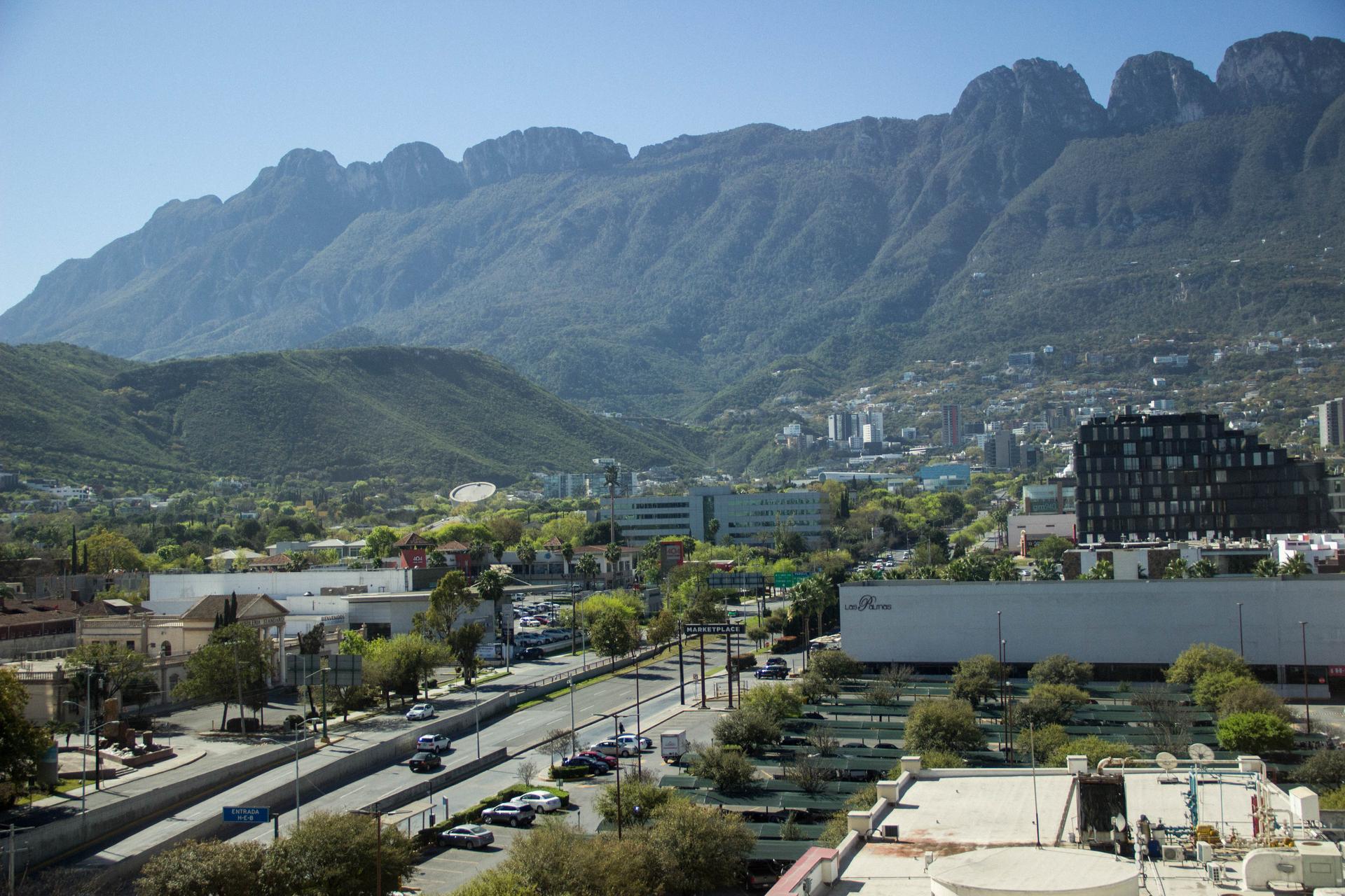 Monterrey lies north of the Sierra Madre Oriental mountain ranges. Mexico’s commercial center, it has become one of the wealthiest cities in Latin America.