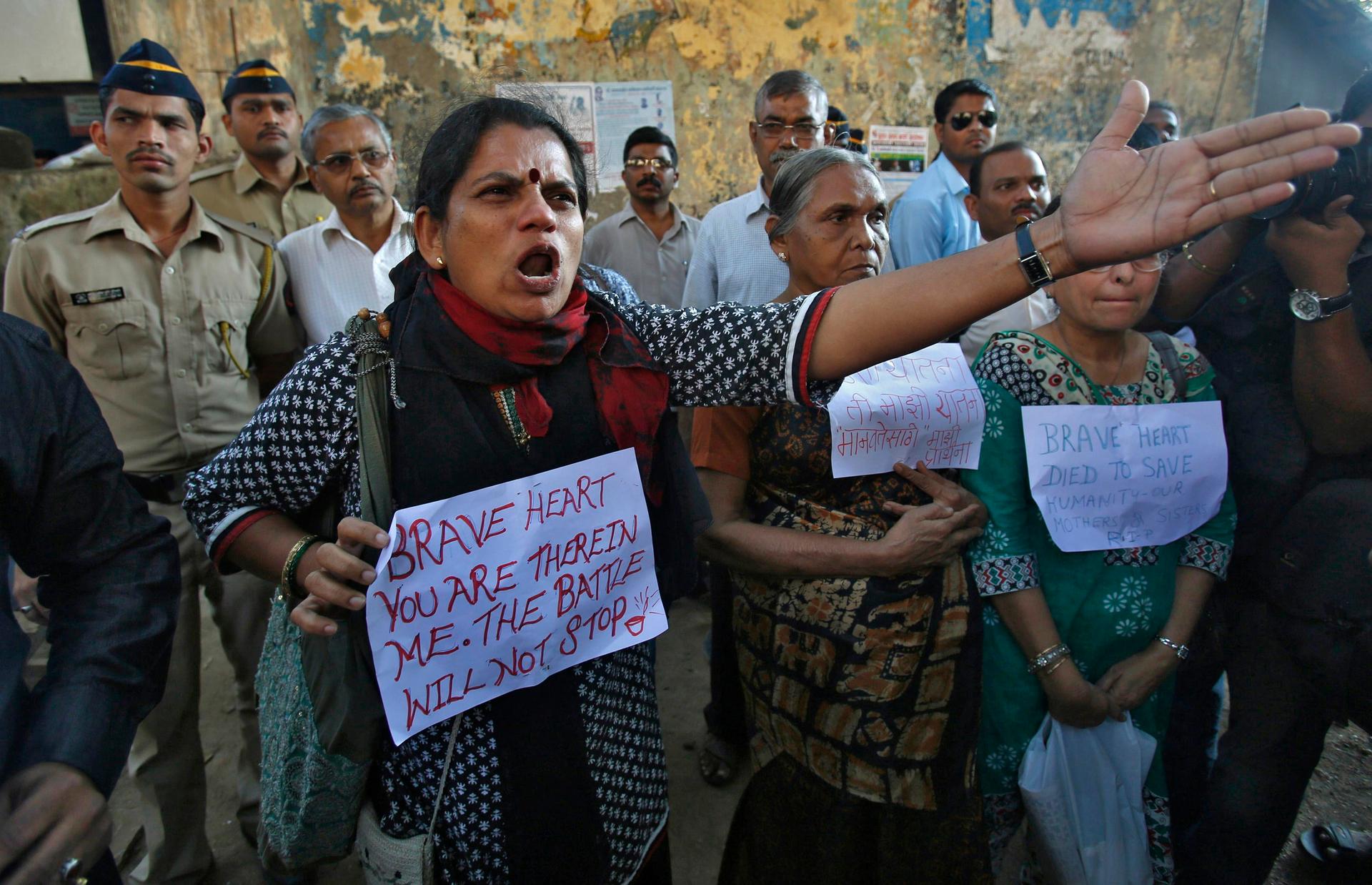 Сми индии. Насилие над женщинами в Индии.