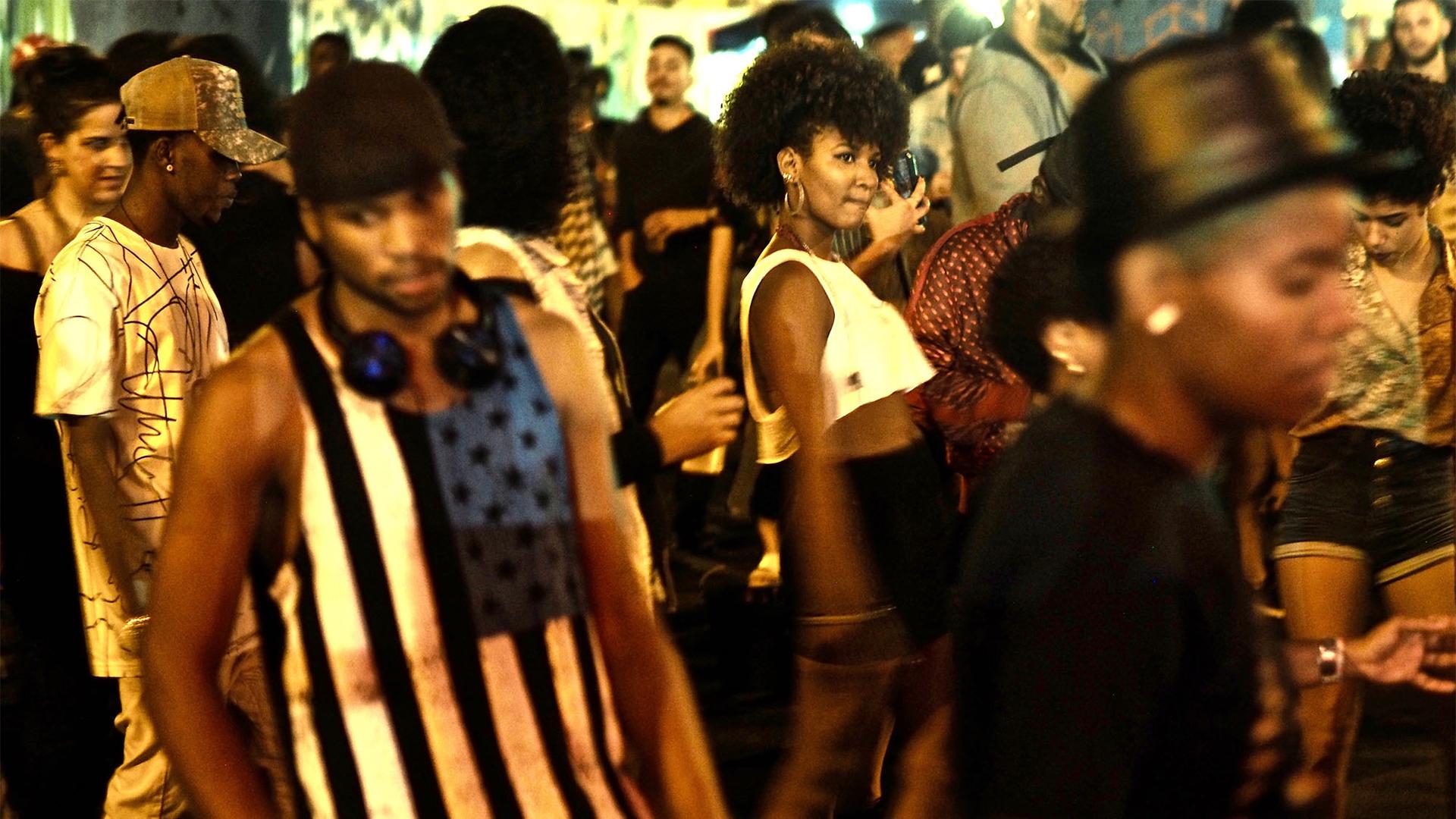 Dancers at the weekly Saturday night charme dance in Madureira
