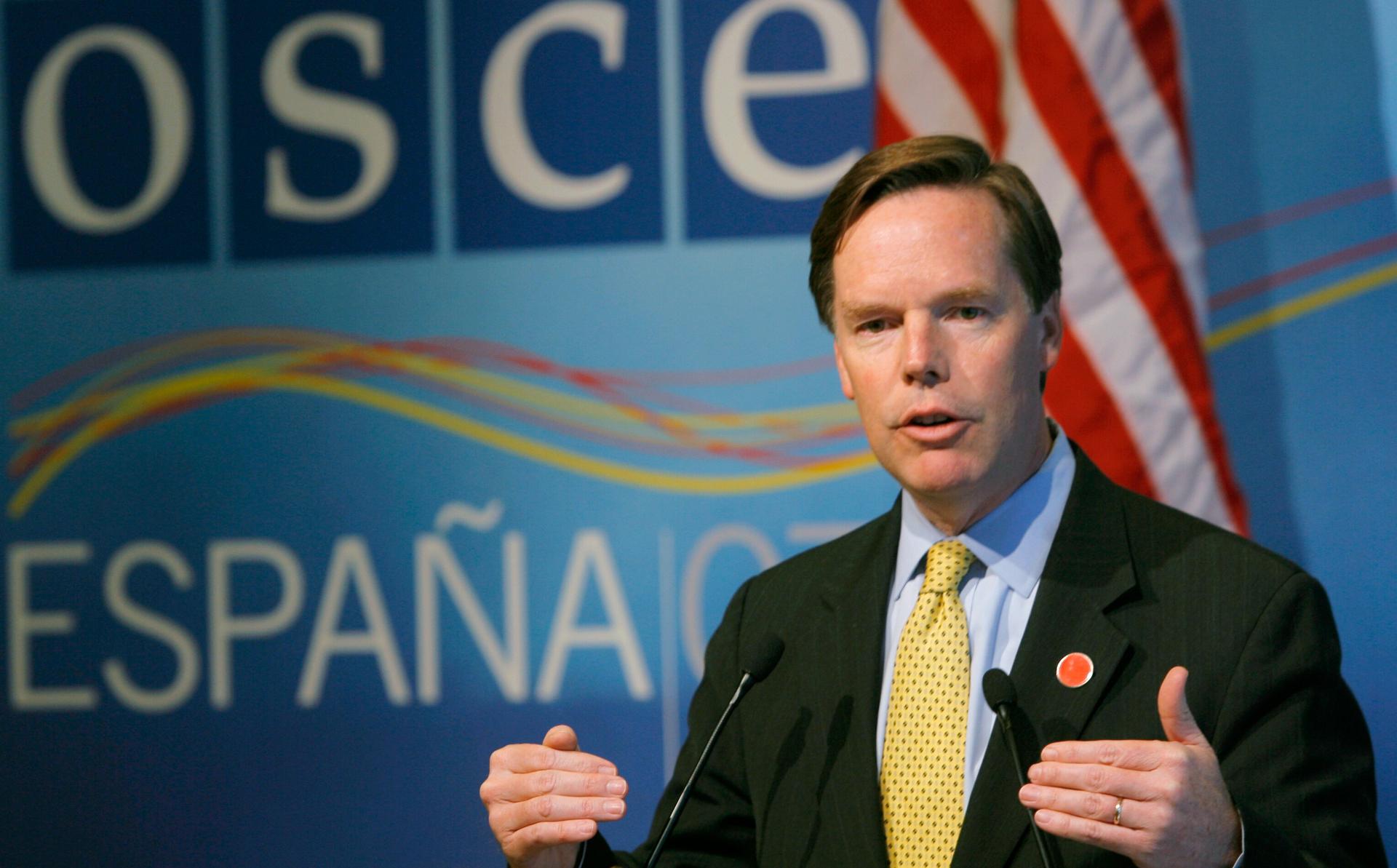 Nicholas Burns, then US Undersecretary for Political Affairs, gestures during a news conference at the end of the Organization for Security and Co-operation in Europe (OSCE) ministerial meeting in Madrid, on November 30, 2007.