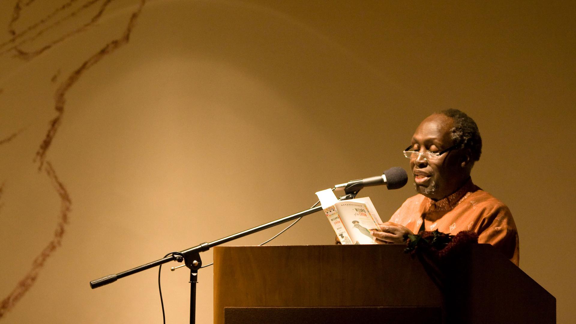 Ngũgĩ Wa Thiong O’s Famously Banned Play Returns To Kenya The World From Prx