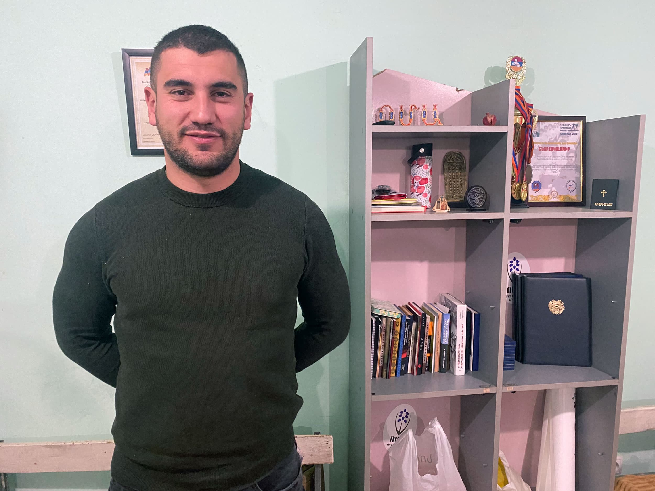 Vaghinak Vartanov, the vice president of VOMA, an organization that teaches Armenians basic combat and survival skills.