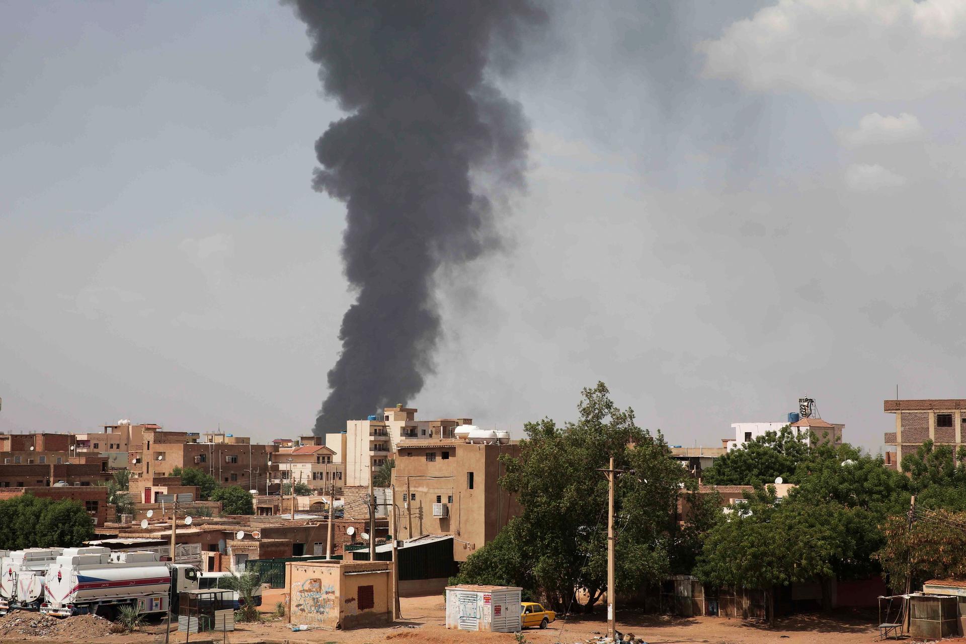 Smoke rises over Khartoum, Sudan as fighting between the Sudanese army and paramilitary Rapid Support Forces continues, June 8, 2023.