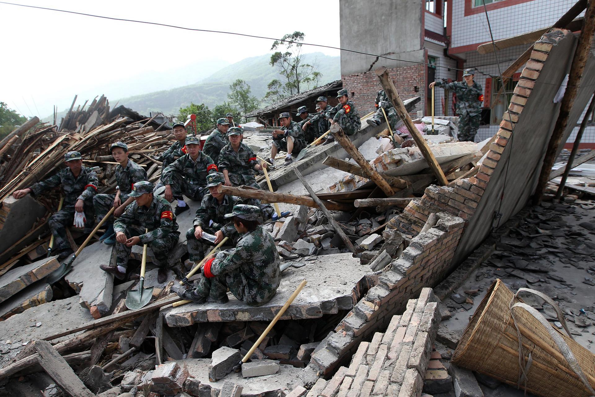 Sichuan earthquake China's government praised for swifter reaction