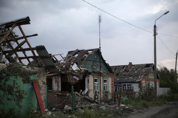 Ukrainians are waiting and waiting for help rebuilding their bombed-out ...