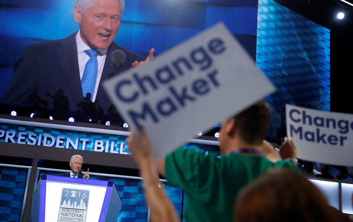 Former US President Bill Clinton speaks at the DNC.
