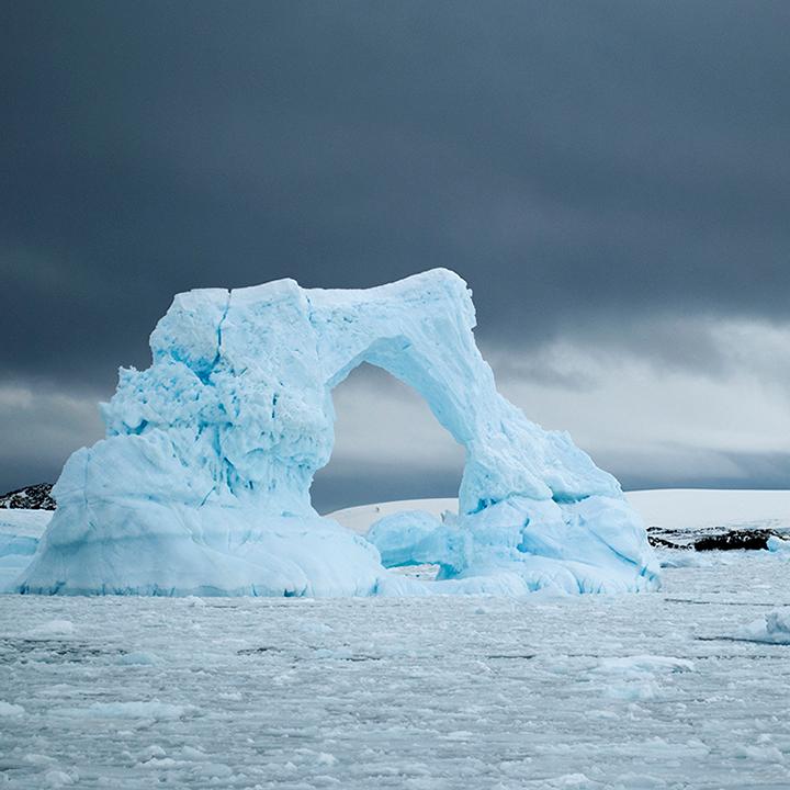 Ice-berg arch.