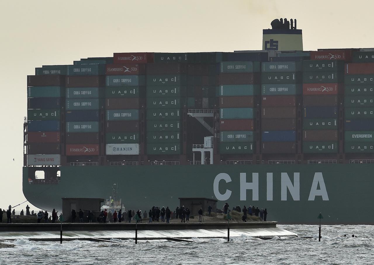 largest container ship in world, CSCL Globe