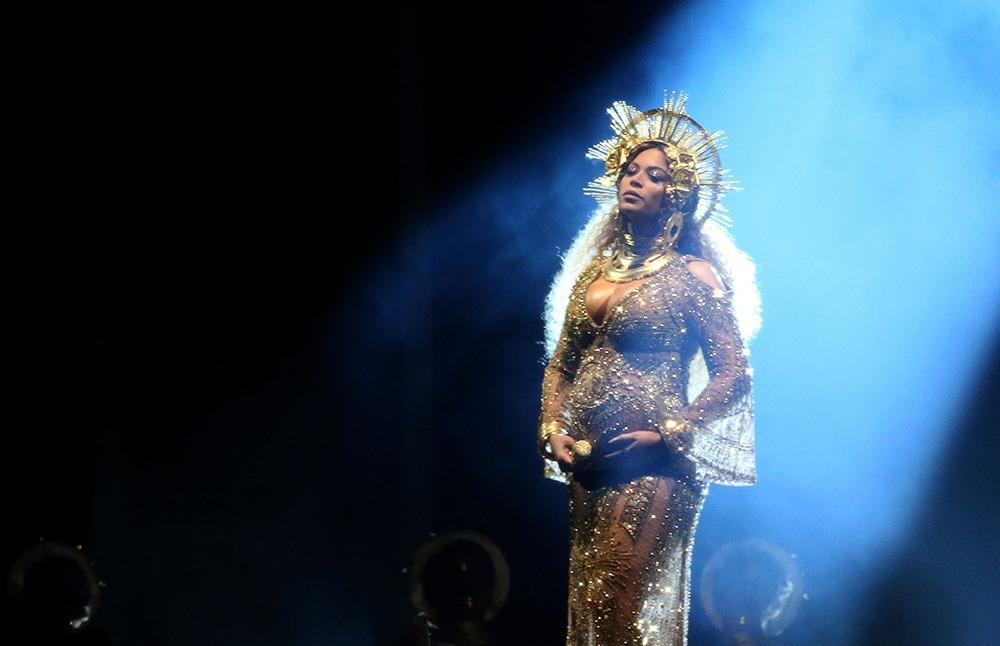 Beyoncé performs at the Grammys in 2017.