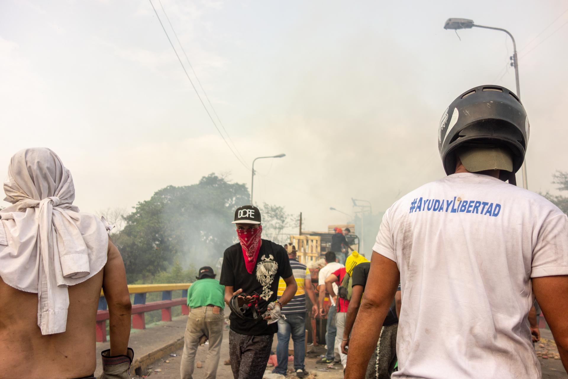 protest at venezuelan border