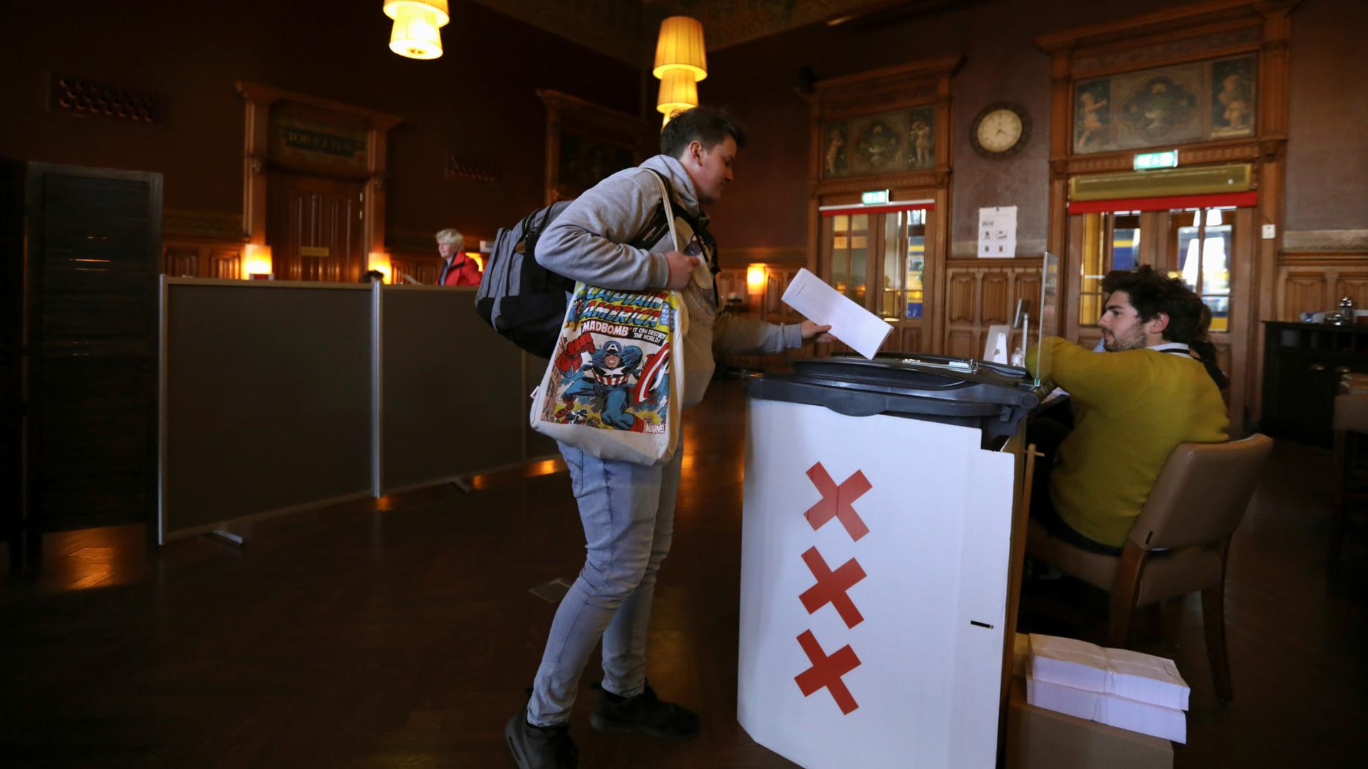 voting in holland