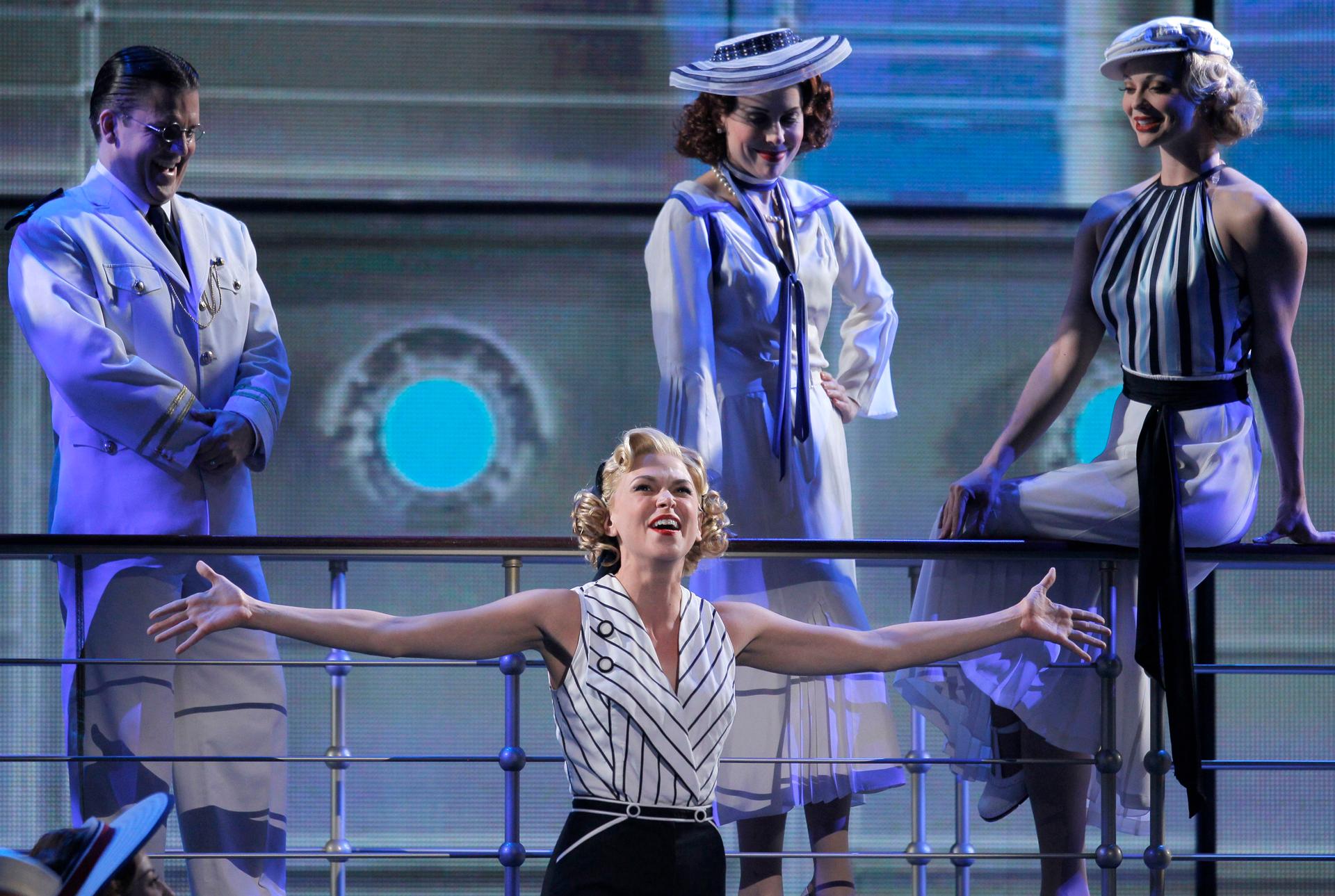 Sutton Foster in 'Anything Goes' during the Tony Awards June 12, 2011. 