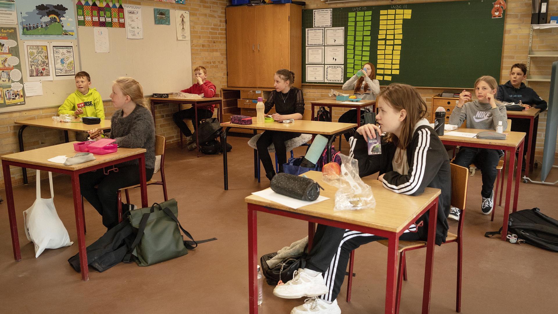Pupils are seen during lunch break at the Korshoejskolen school, after it reopened following the lockdown due to the coronavirus disease (COVID-19) spread, in Randers, Denmark, April 15, 2020. 