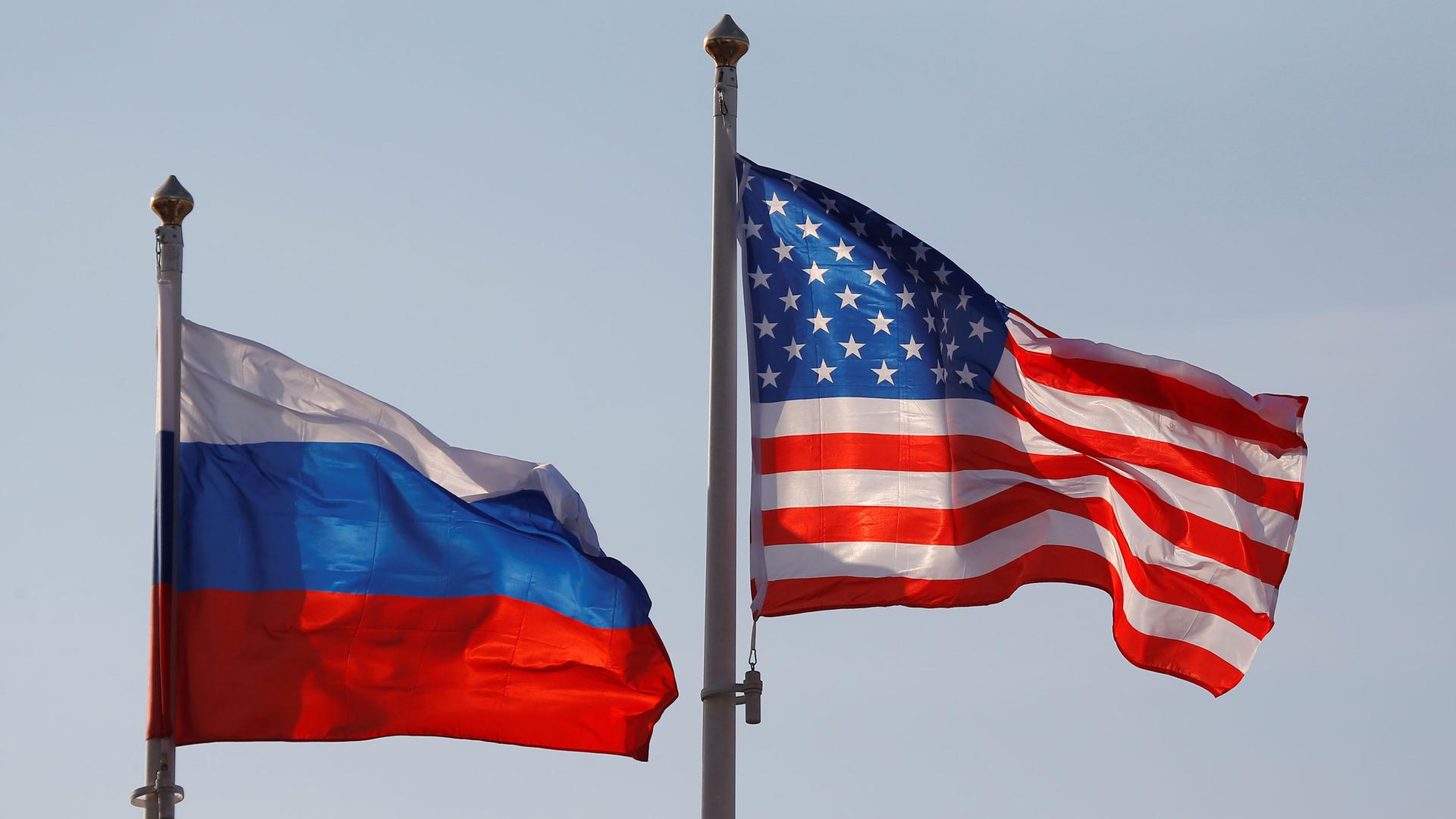 US and Russian flags
