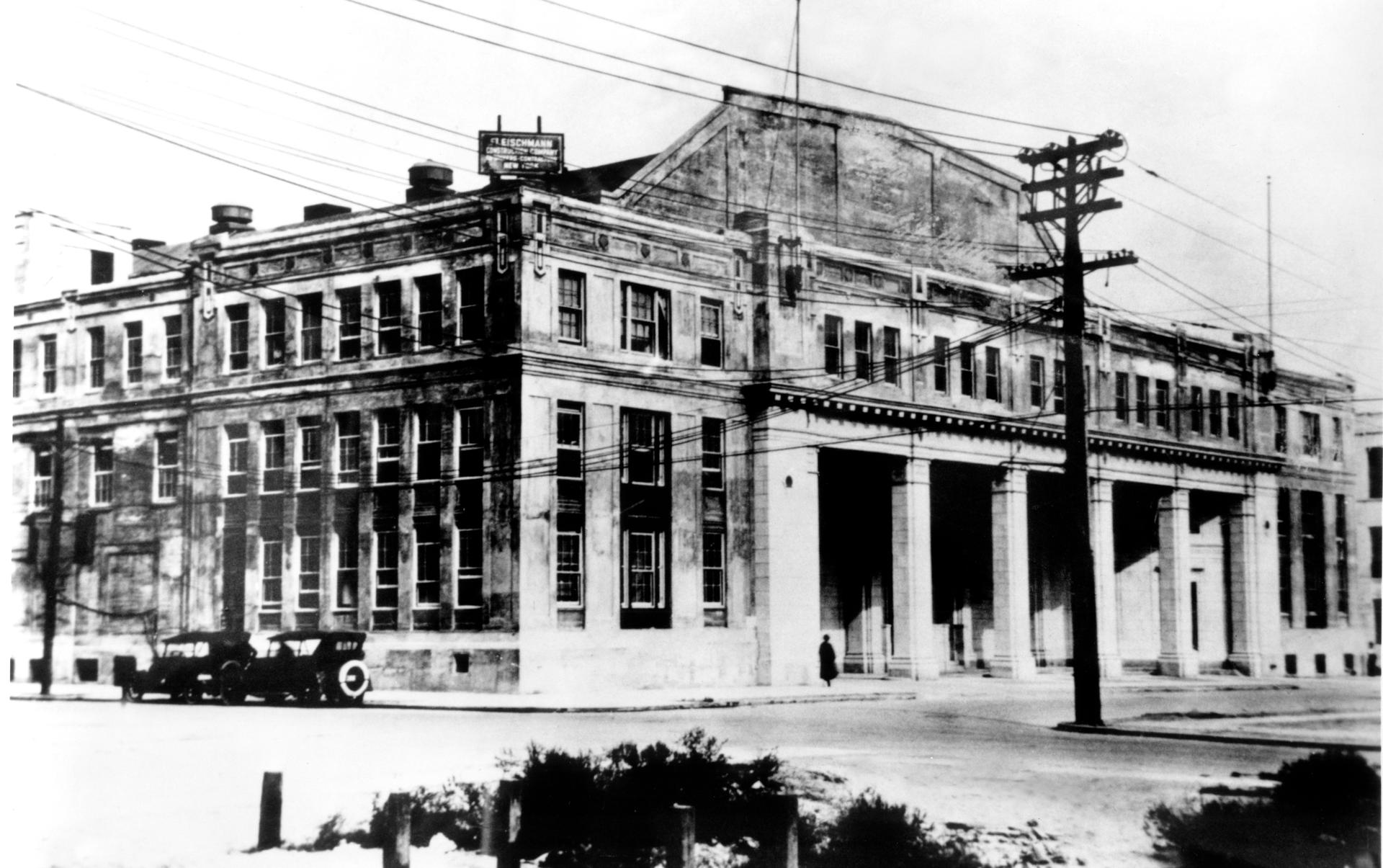 Paramount Pictures Astoria studio building in 1928. Photographer unknown.
