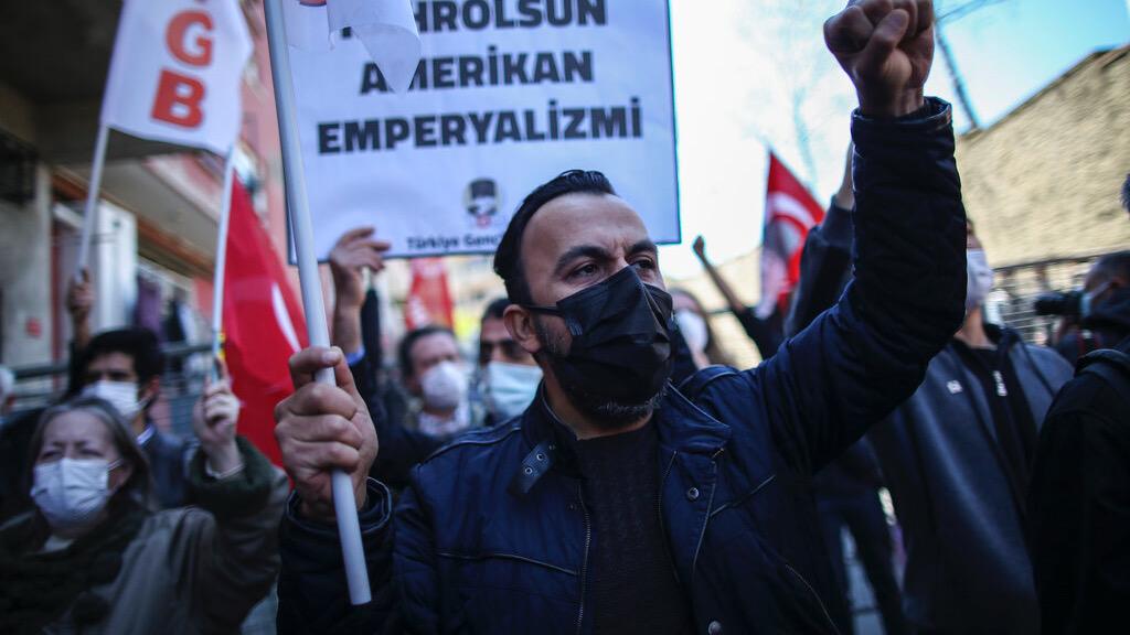 Supporters of the Turkey Youth Union chant slogans during a protest against US President Joe Biden's statement, outside the US consulate in Istanbul, April 26, 2021.