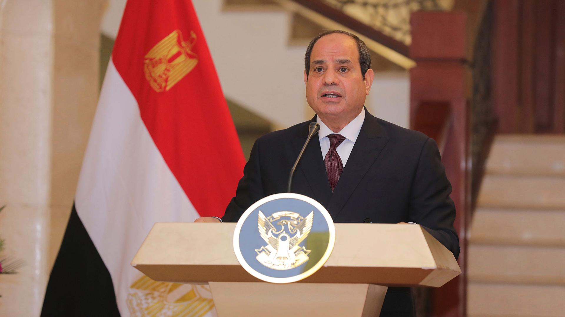 Egyptian President Abdel Fattah al-Sisi holds a news conference at the Presidential Palace in Khartoum, Sudan