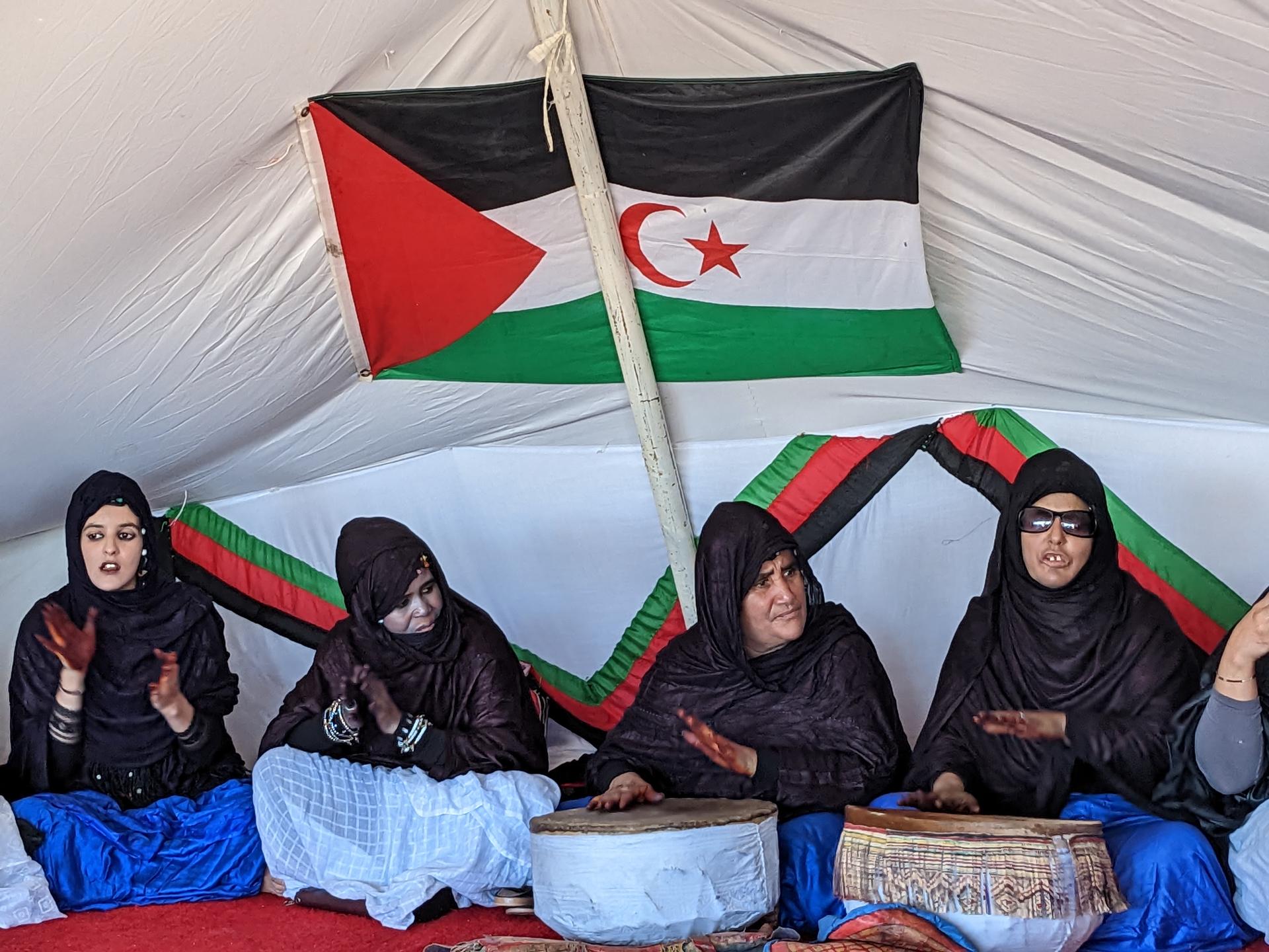 A cultural fair held in conjunction with the FiSahara film festival to showcase Sahrawi dance, music, and art, Algeria.