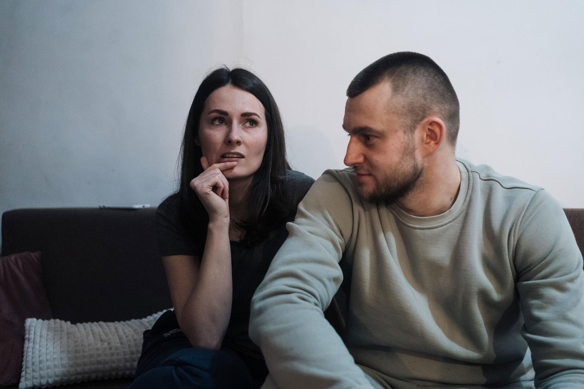 Alina Berezova and Stanislav Linevych, now a couple, talk about how they met on a dating app and moved in togethera after dating for six weeks amid war in Ukraine.