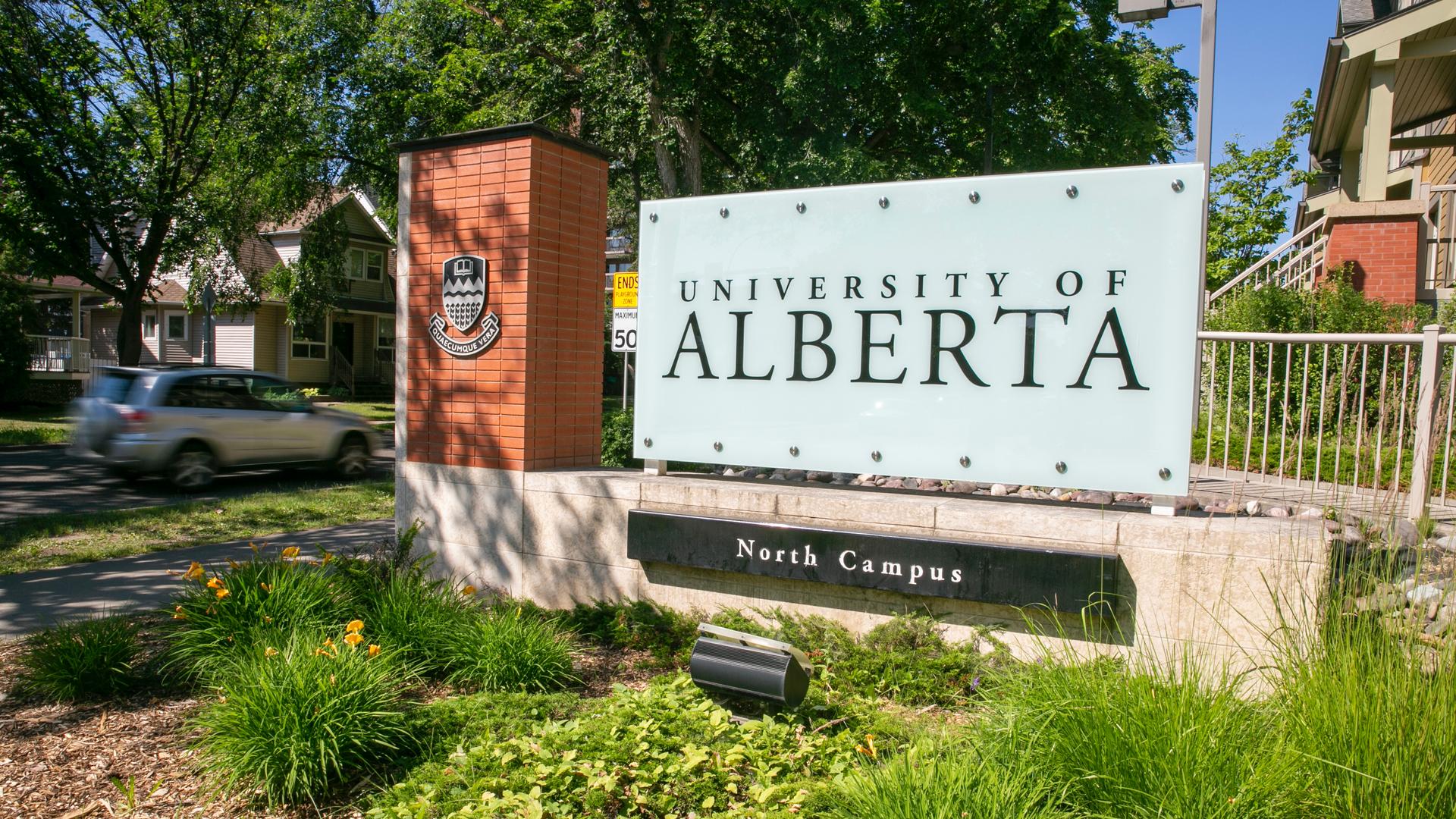 sign for the University of Alberta on the university's campus