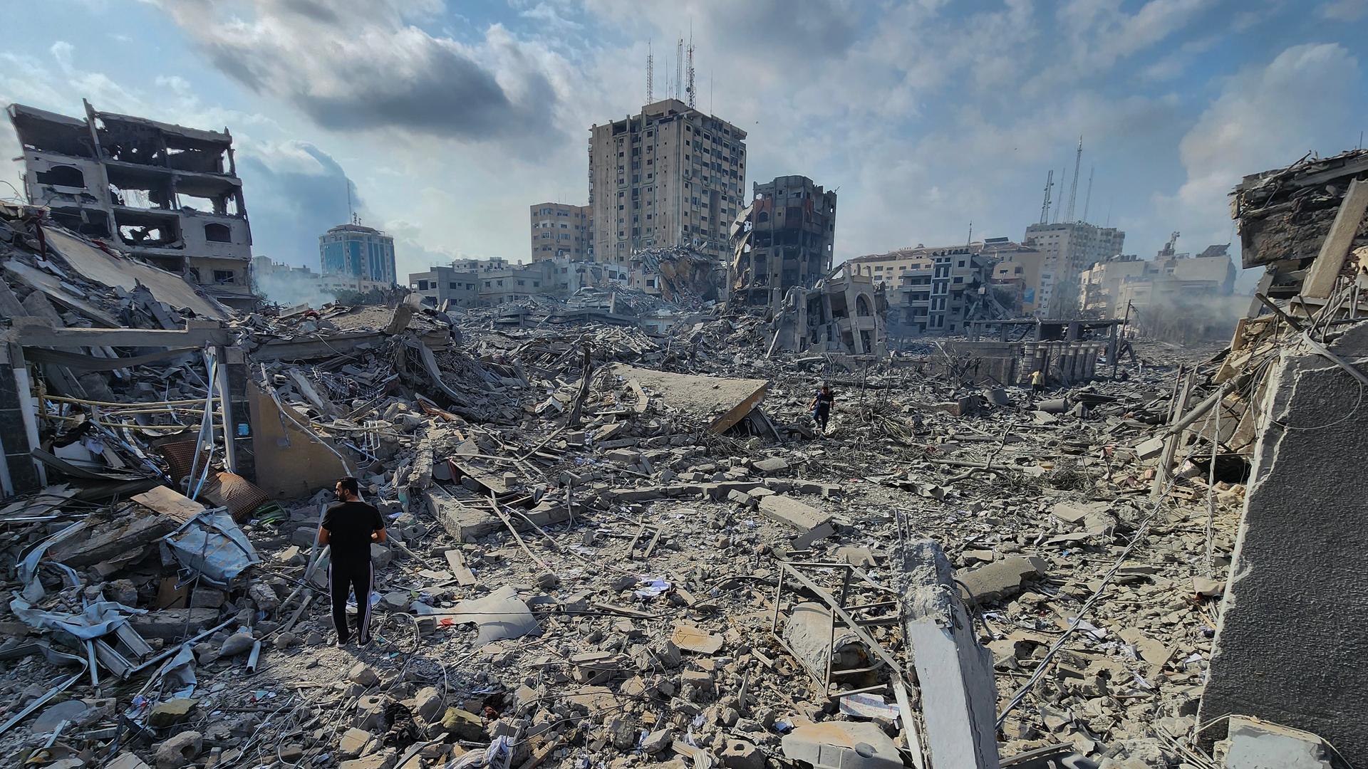 Rubble from destroyed building and homes in Gaza