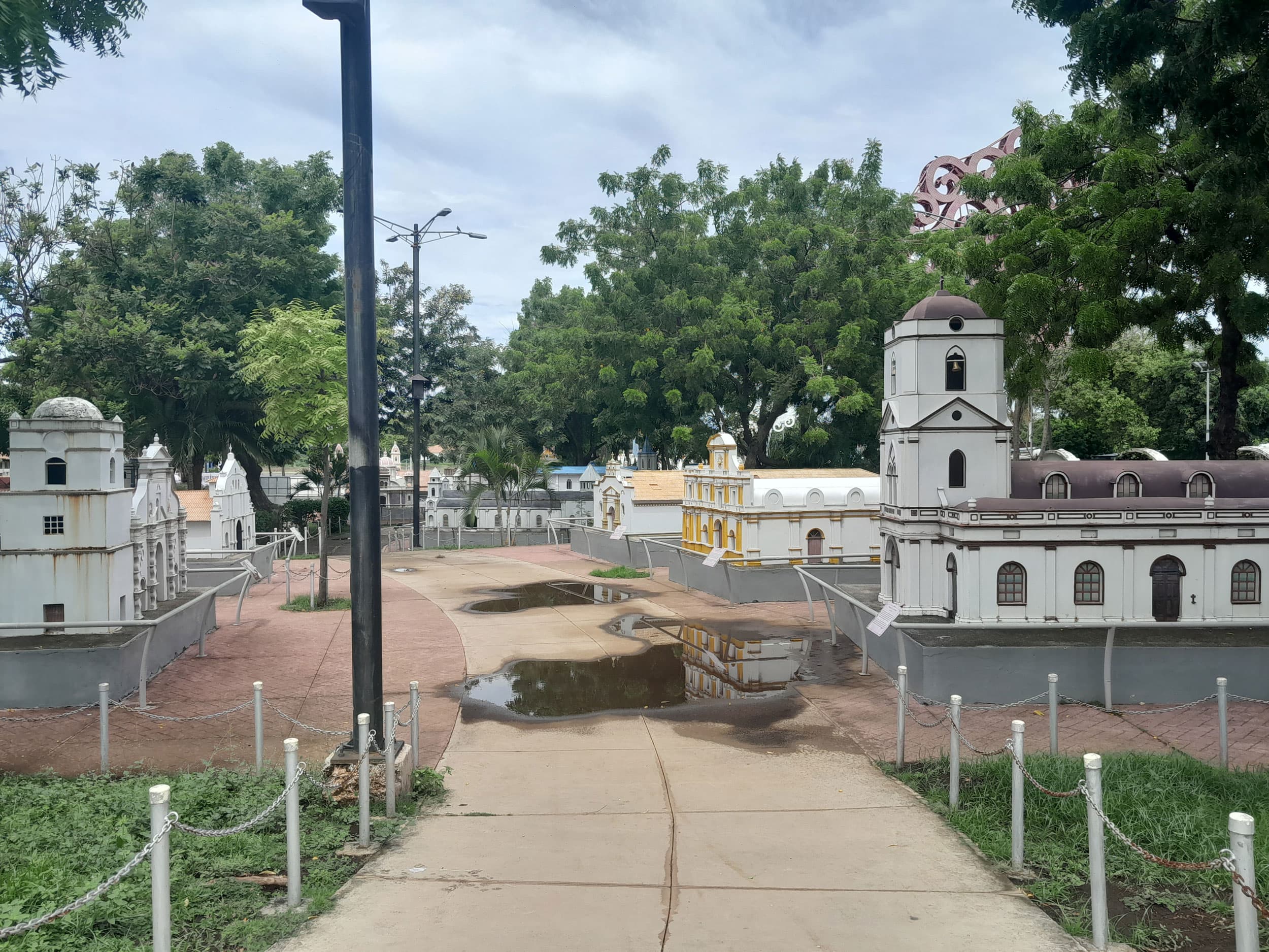 Church replicas line this walkway along the waterfront in Managua, Nicaragua.