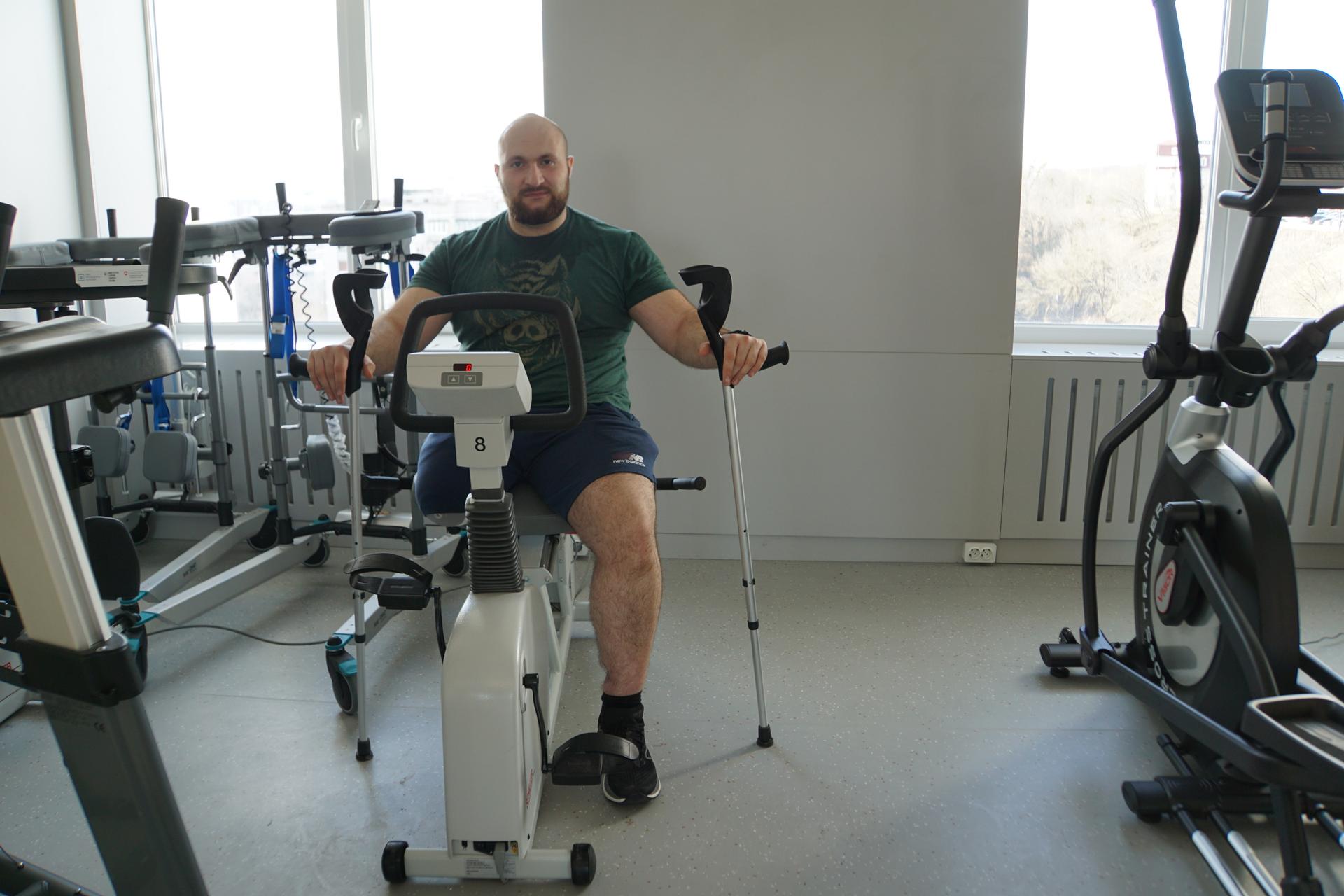 Oleksandr lost his right leg during combat. He is now going through rehab at the Unbroken National Rehabilitation Center in Lviv Ukraine.