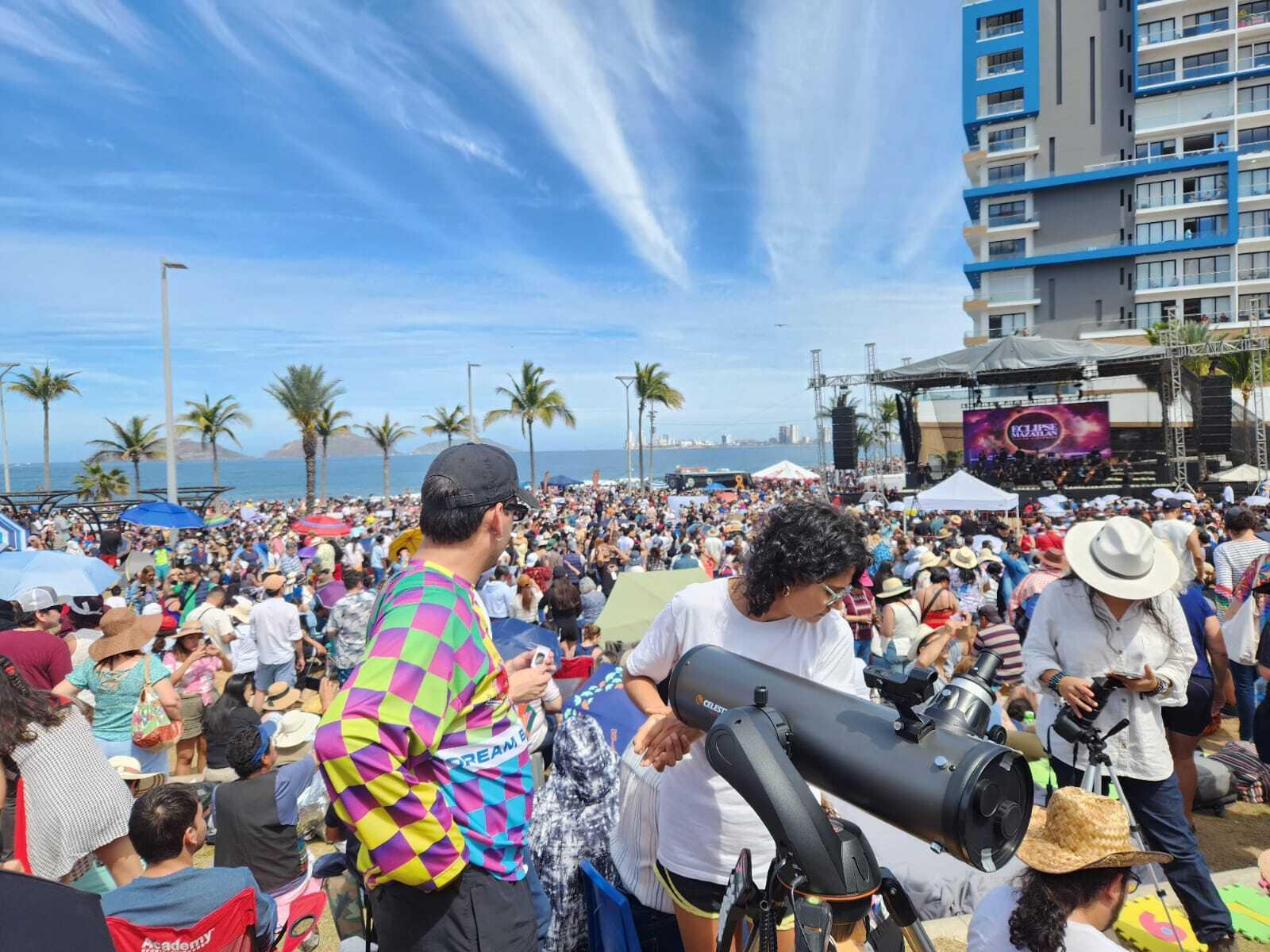 On April 8, thousands came to Mazatlán from all over the world to experience the solar eclipse.