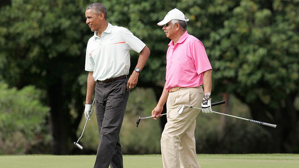 obama plays golf with malaysian prime minister najibi razak