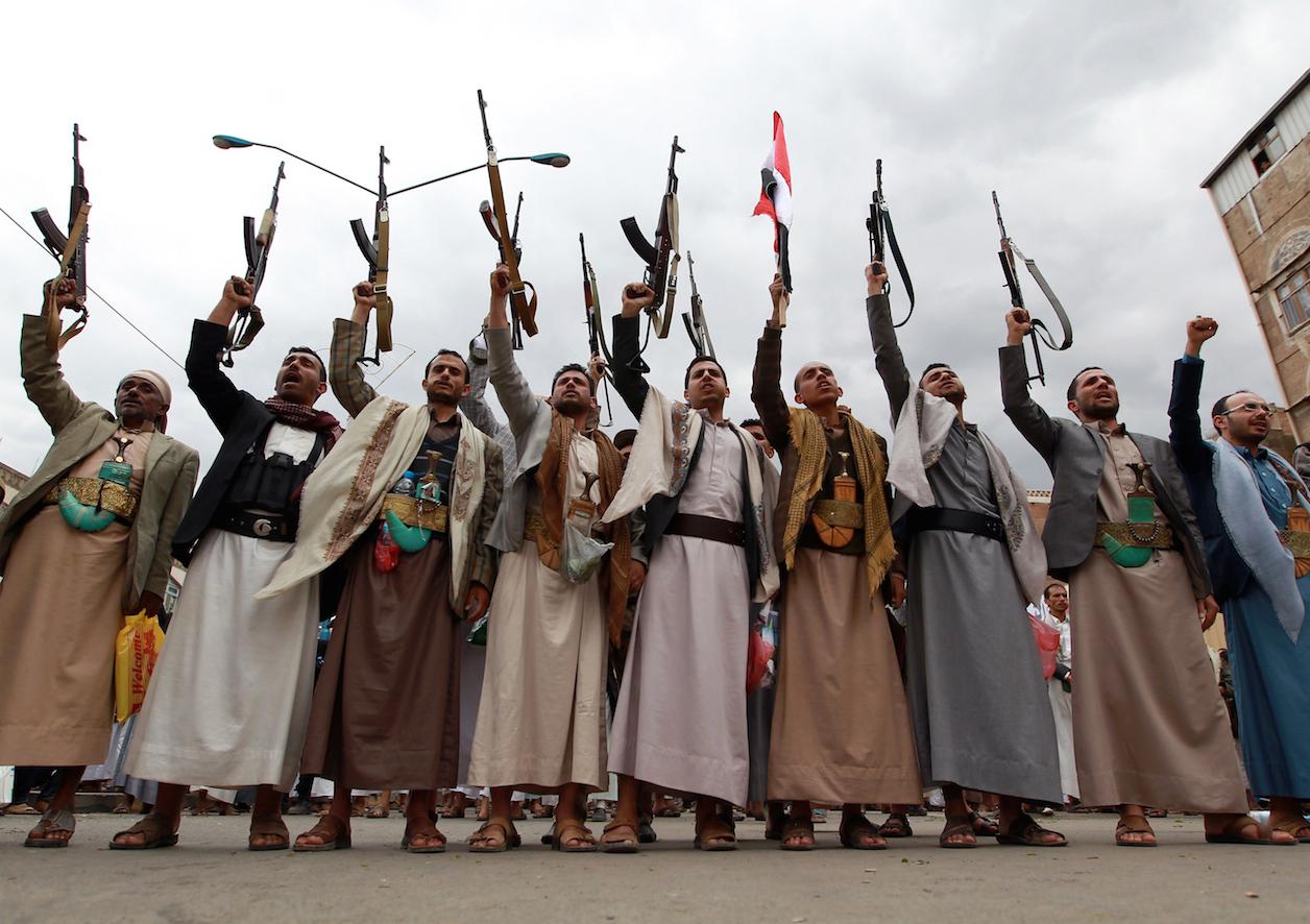 Yemen tribal loyalists to Houthis