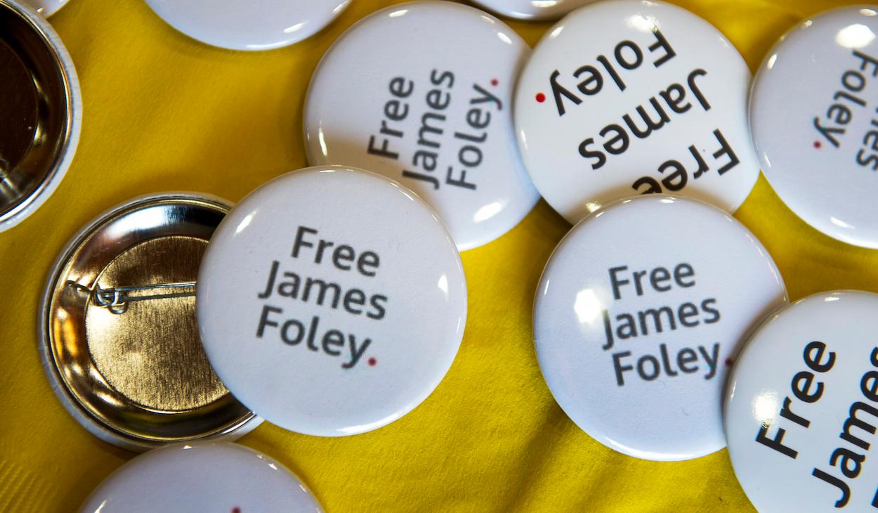 Free James Foley buttons