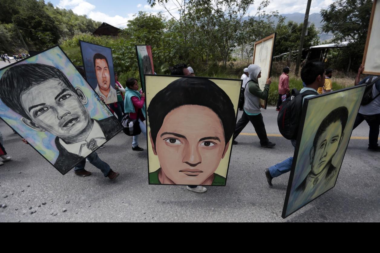 Portraits of Mexico's 34 missing