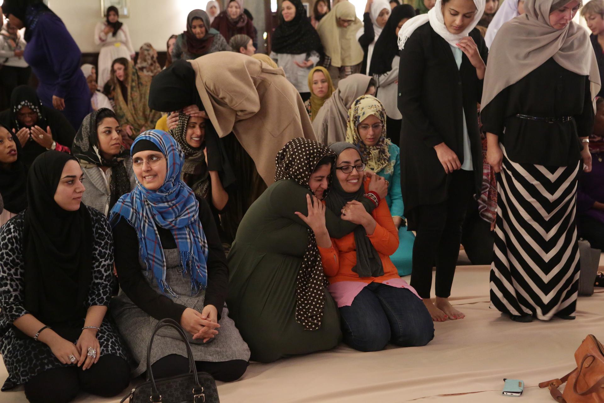 Congregants at the Women's Mosque of America