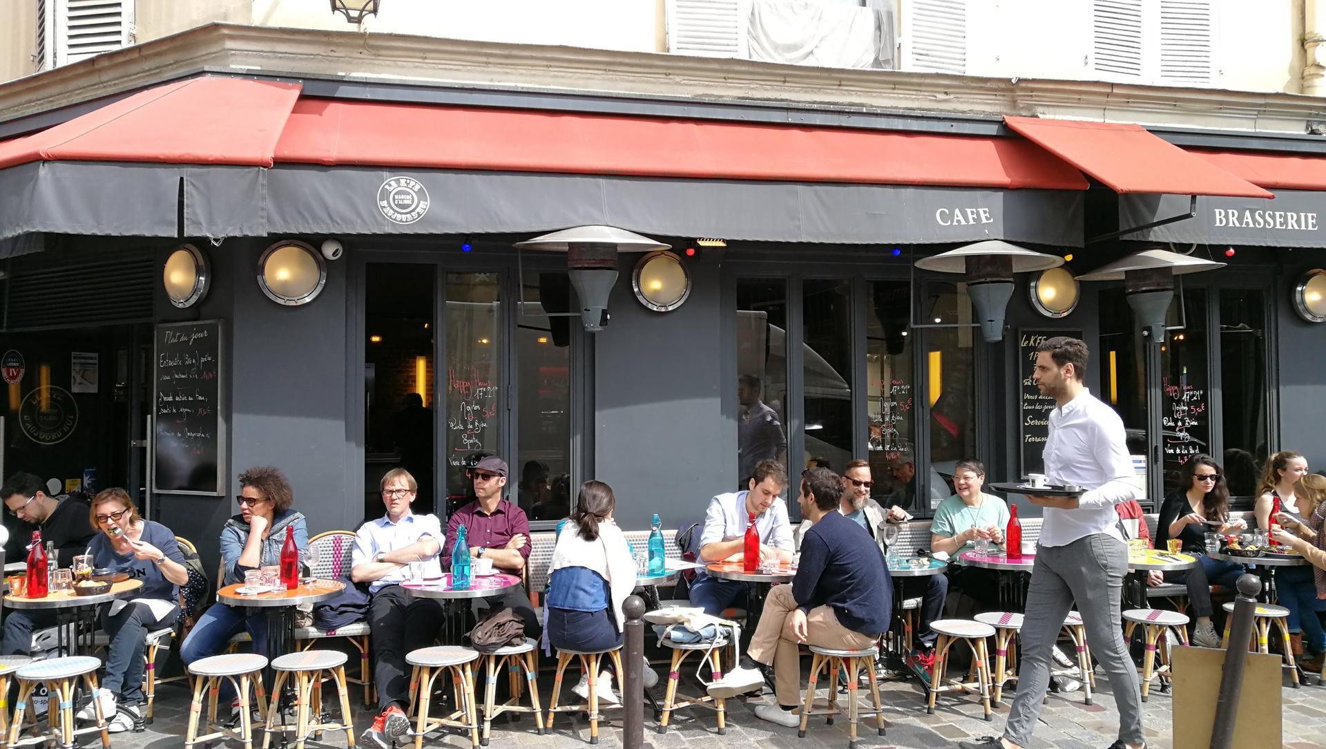 It's still not the norm at restaurants in Paris to ask for a doggy bag. But the French government wants to change that.