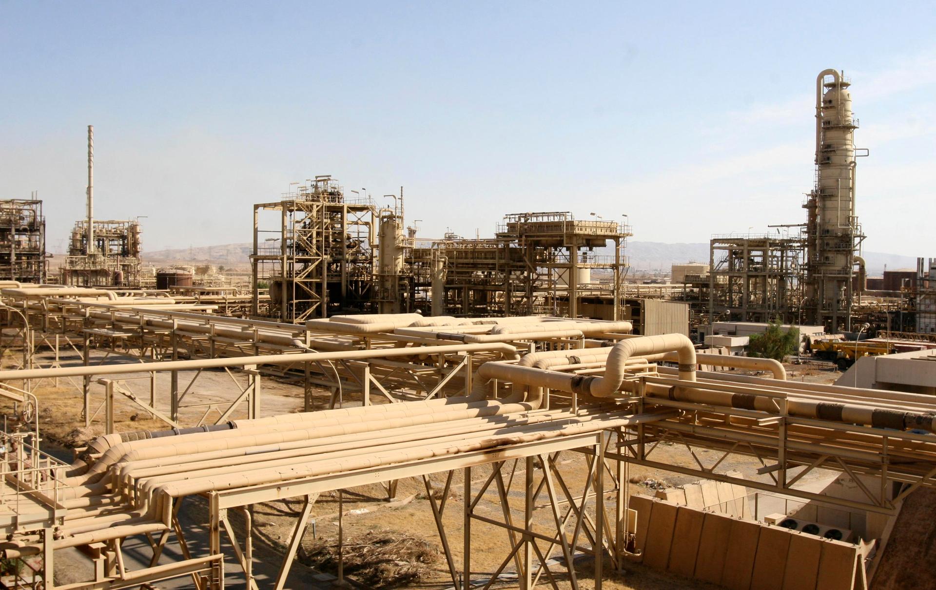 A view of the oil refinery in Baiji, Iraq, taken in 2007, when it was operational. The refinery has been shut down since June 2014.