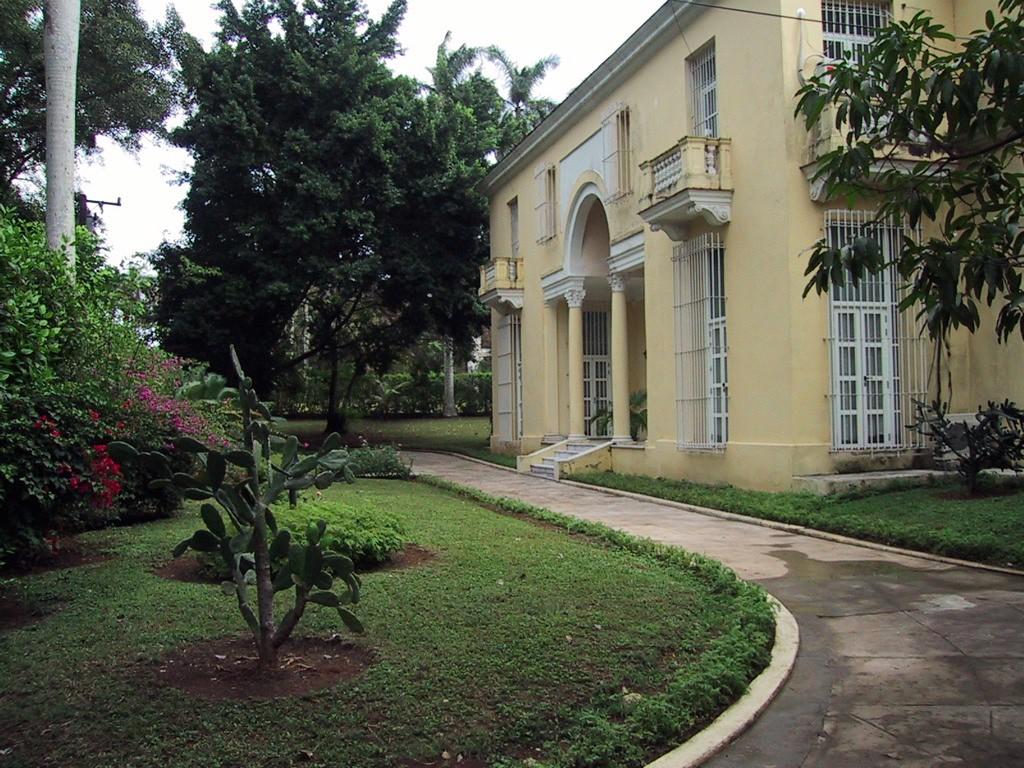 This home once belonged to the Schechter family in Cuba