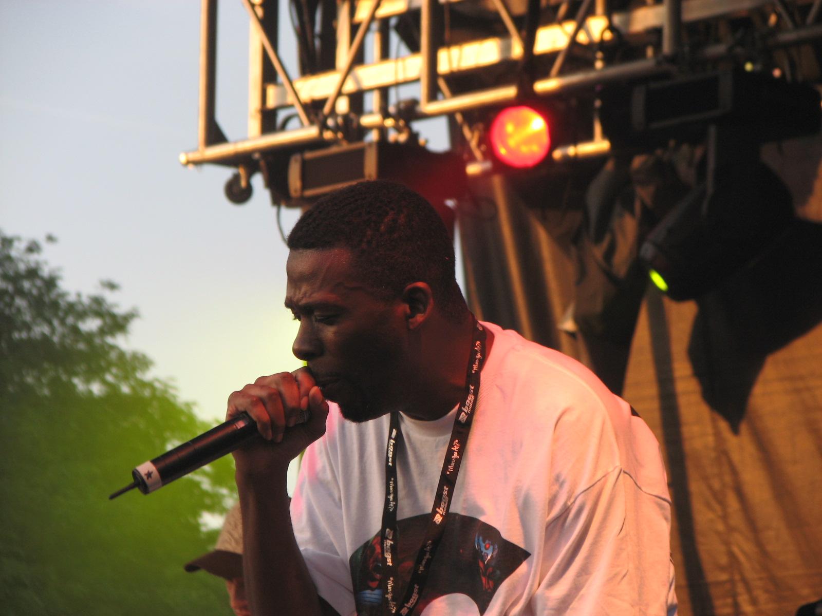 The Wu Tang Clan's GZA/The Genius performing at the 2007 Pitchfork Music Festival.