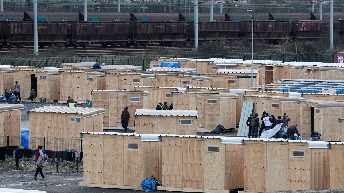 Rows of shelters in a new refugee camp in Grande-Synthe in northern France, March 8, 2016.