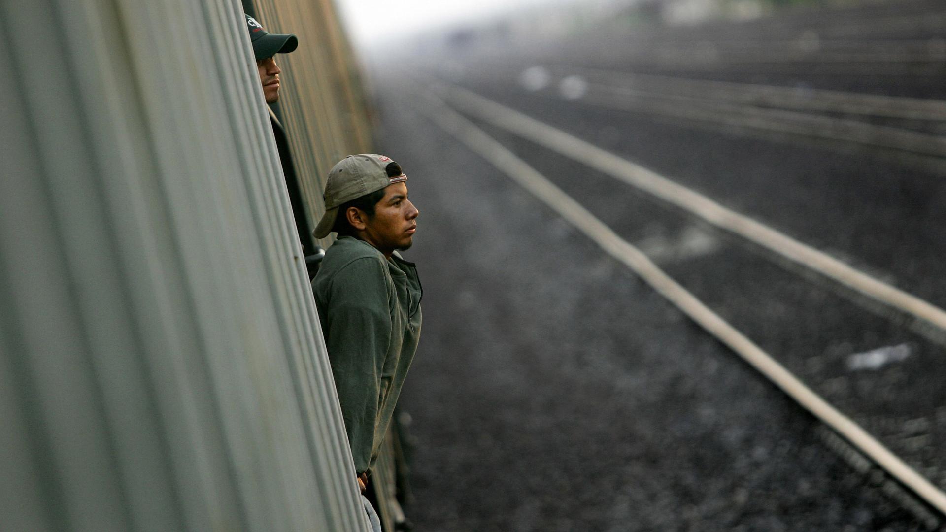 A migrant traveling to the border city of Nuevo Laredo, Mexico in 2006. This fiscal year, US officials have detained more than 52,000 unaccompanied minors and 39,000 women with children along the US-Mexico border.