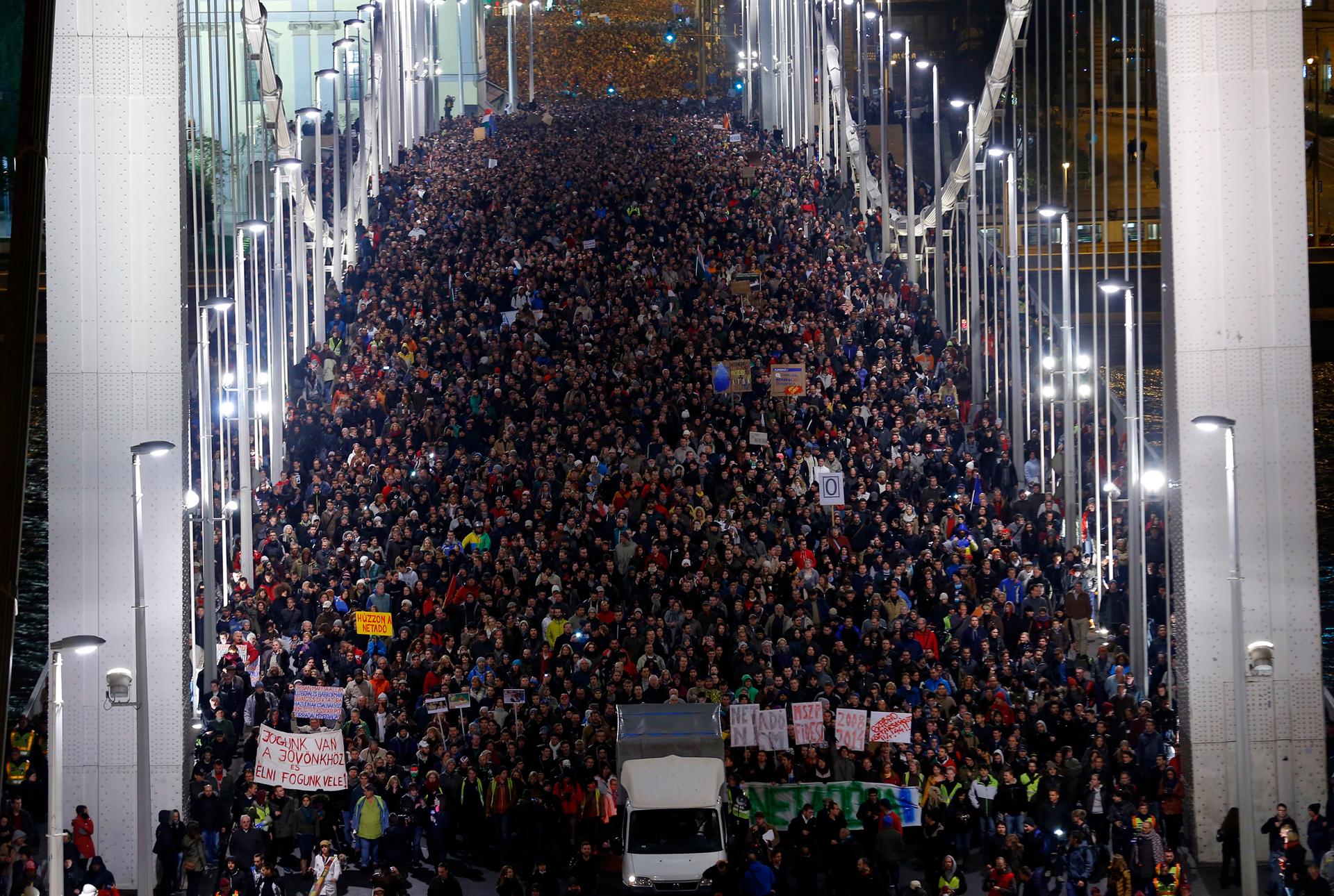 Budapest protest against Internet tax proposal