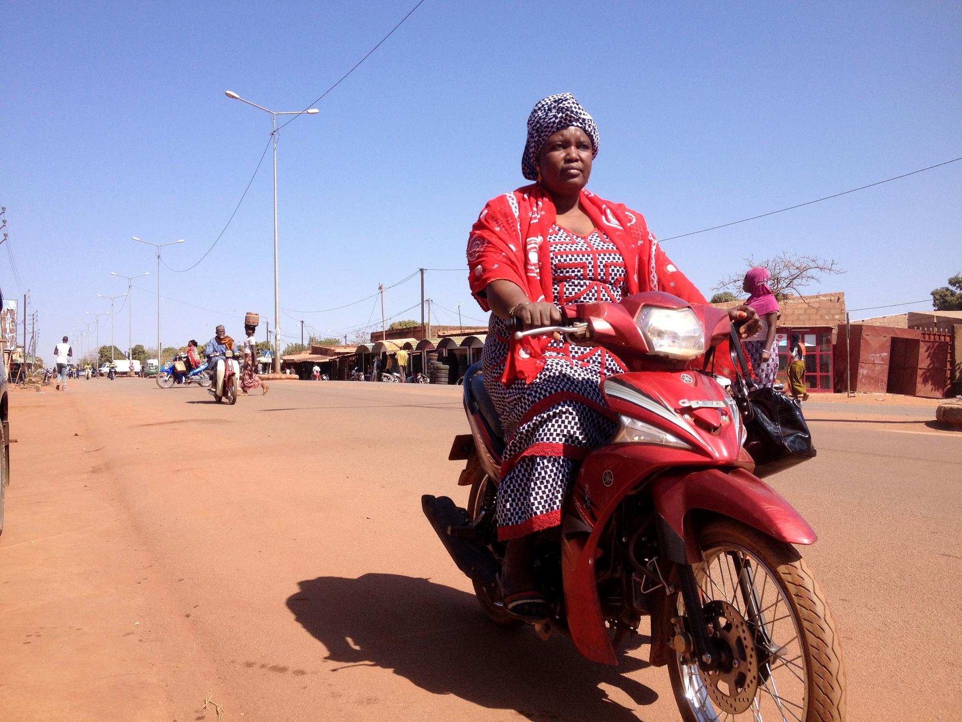 Kadidia Ouattara moto