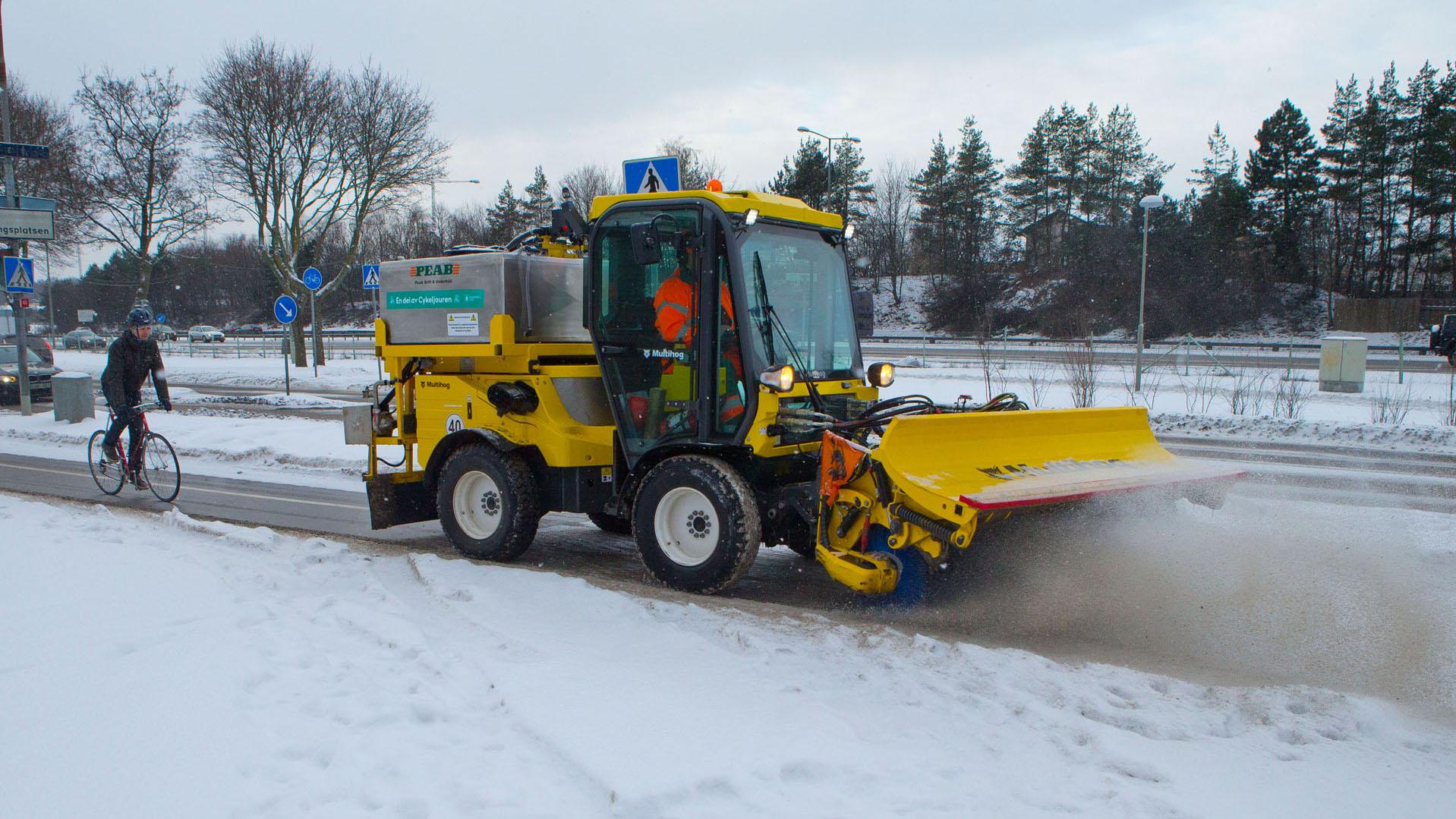 Stockholm has nine new Irish-made "Multihog" machines clearing the area's bike paths in winter.