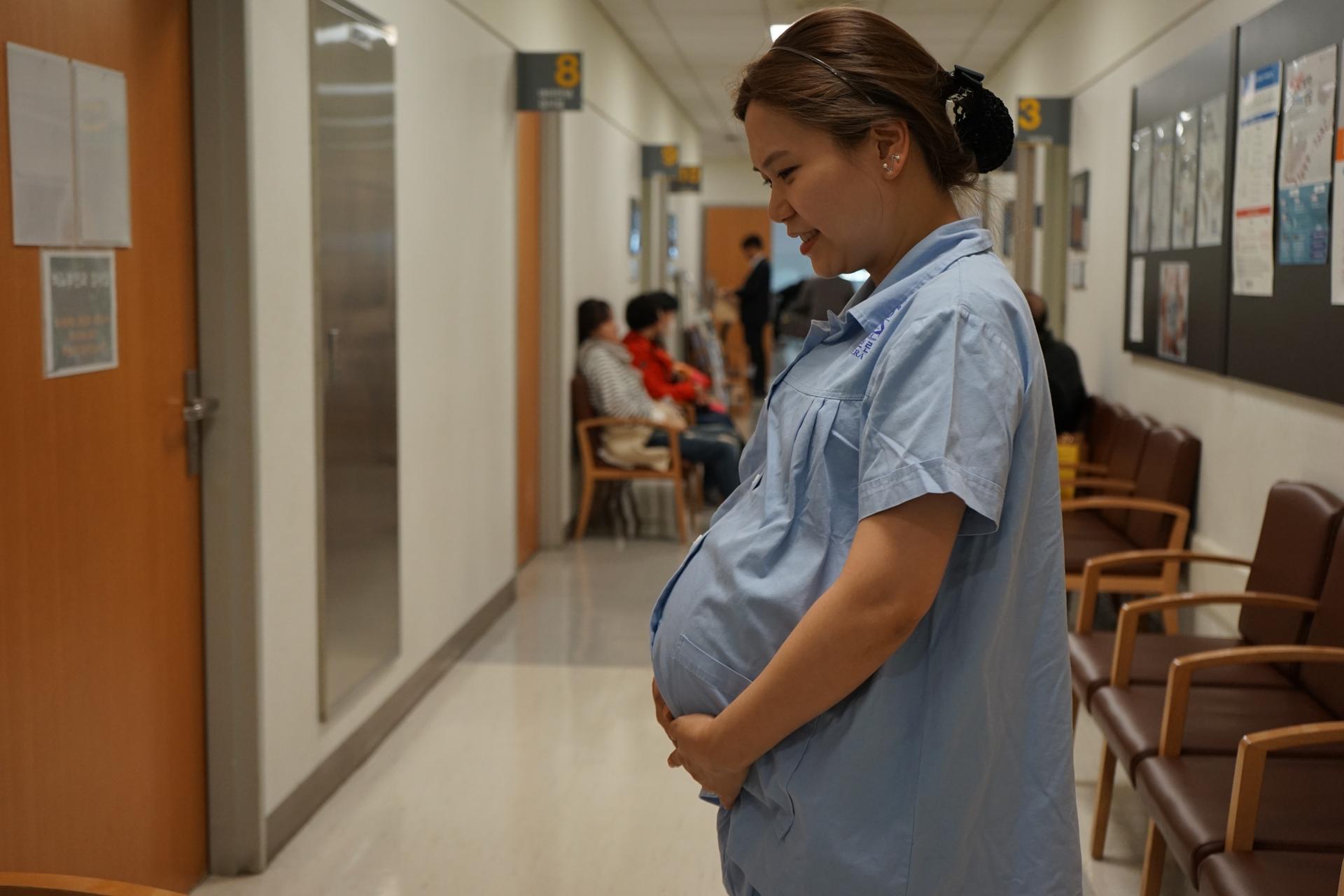 A pregnant woman in the obstetrics and gynecology ward at Severance Hospital in Seoul