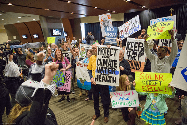 Gulf lease protest