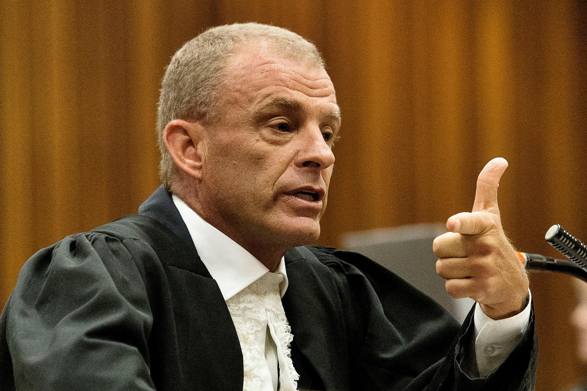 South African athlete Oscar Pistorius faced a second round of tough cross-examination by state prosecutor Gerrie Nel.
