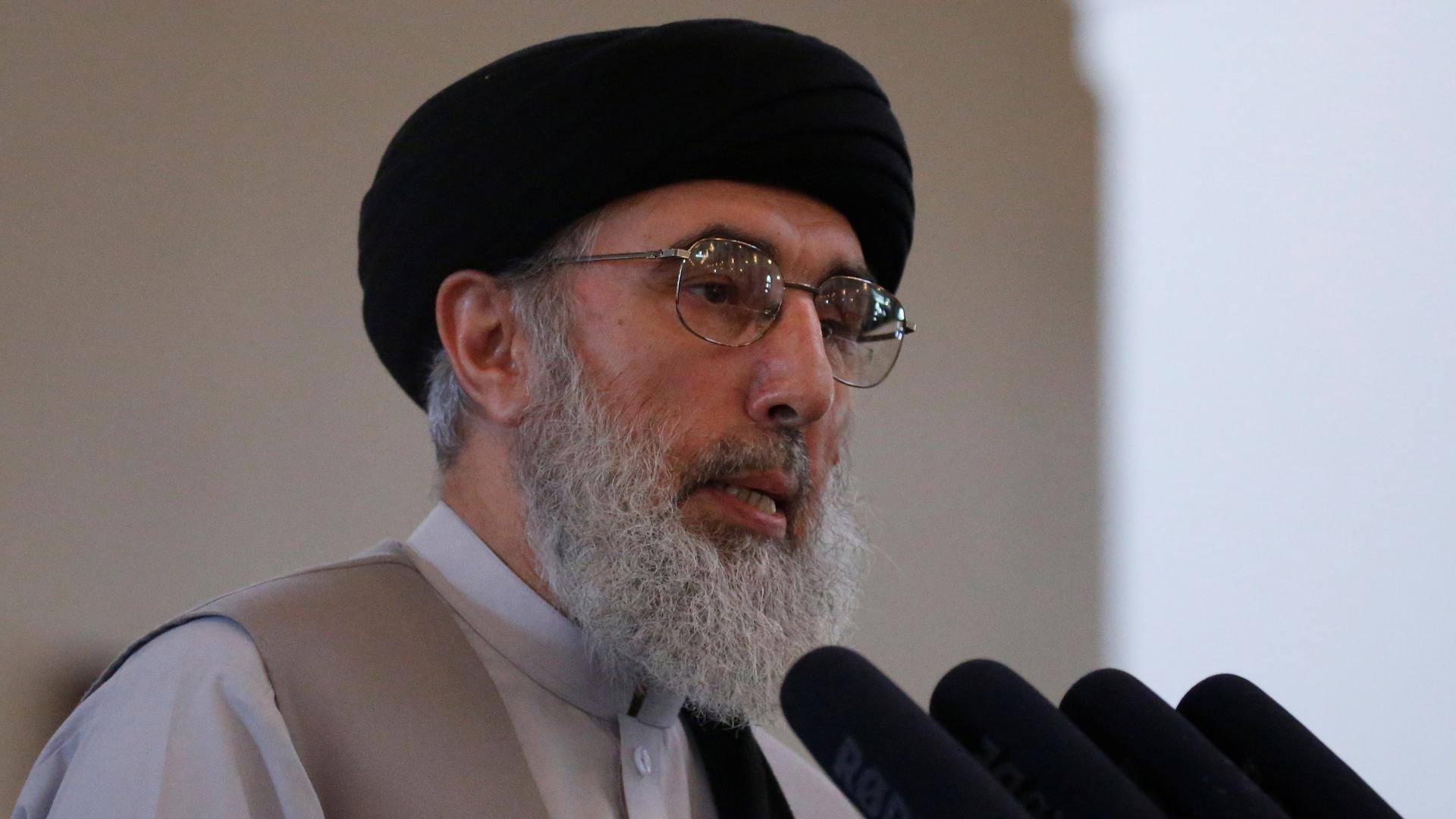 Afghan warlord Gulbuddin Hekmatyar speaks during a welcoming ceremony at the presidential palace in Kabul, Afghanistan May 4th, 2017   