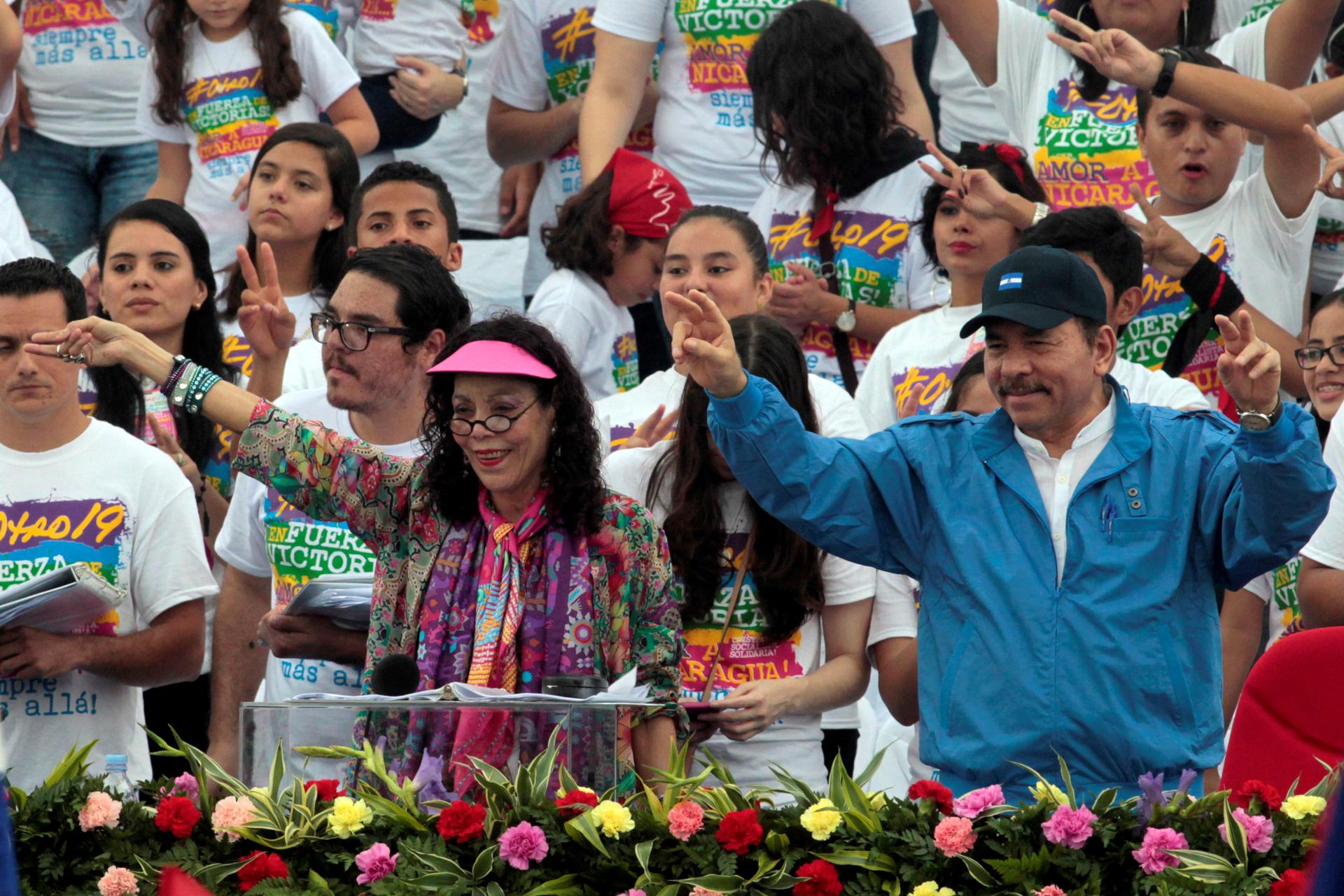 Nicaragua's President Daniel Ortega and first lady Rosario Murillo