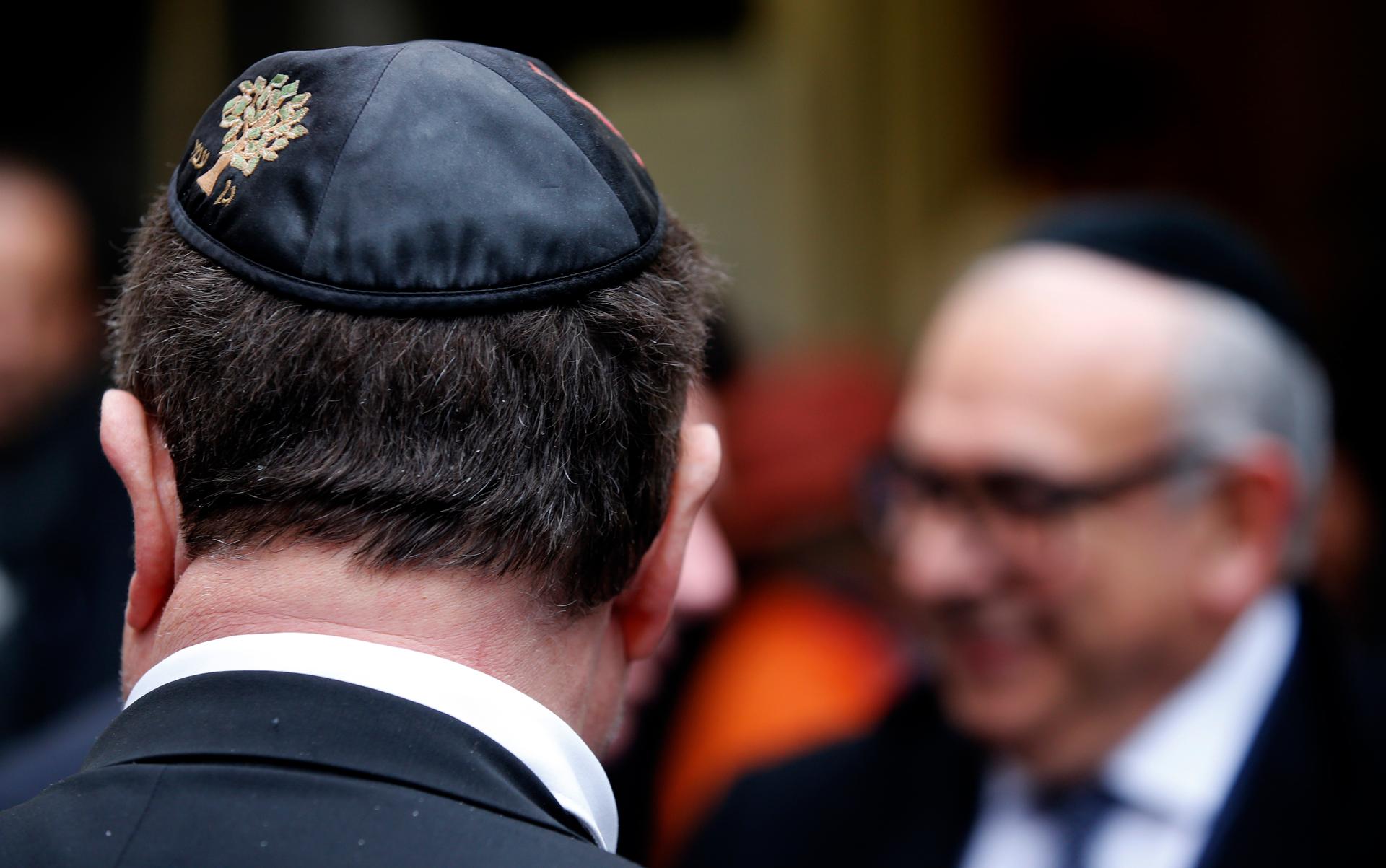 The kippa or yarmulke is traditionally worn by some Jewish men