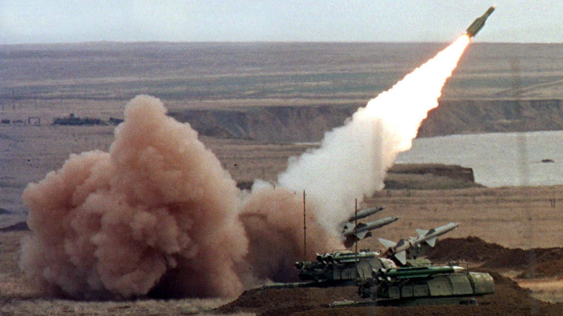 A ‘Buk’ anti-aircraft battery launches a ground-to-air missile during a Ukrainian army exercise before the war. The weapon is in service with the militaries of both Russia and Ukraine, although Russia says it no longer uses the model identified by Dutch i