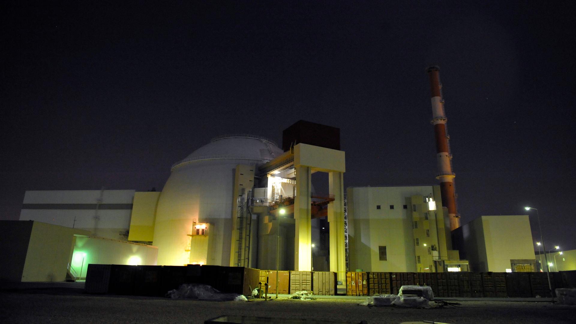A general view of the nuclear power plant in Bushehr, Iran, about 800 miles south of Tehran